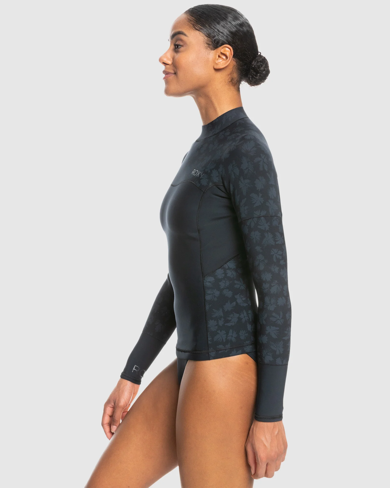 Womens 1mm Swell Series 2022 Long Sleeve Wetsuit Top - Image 2