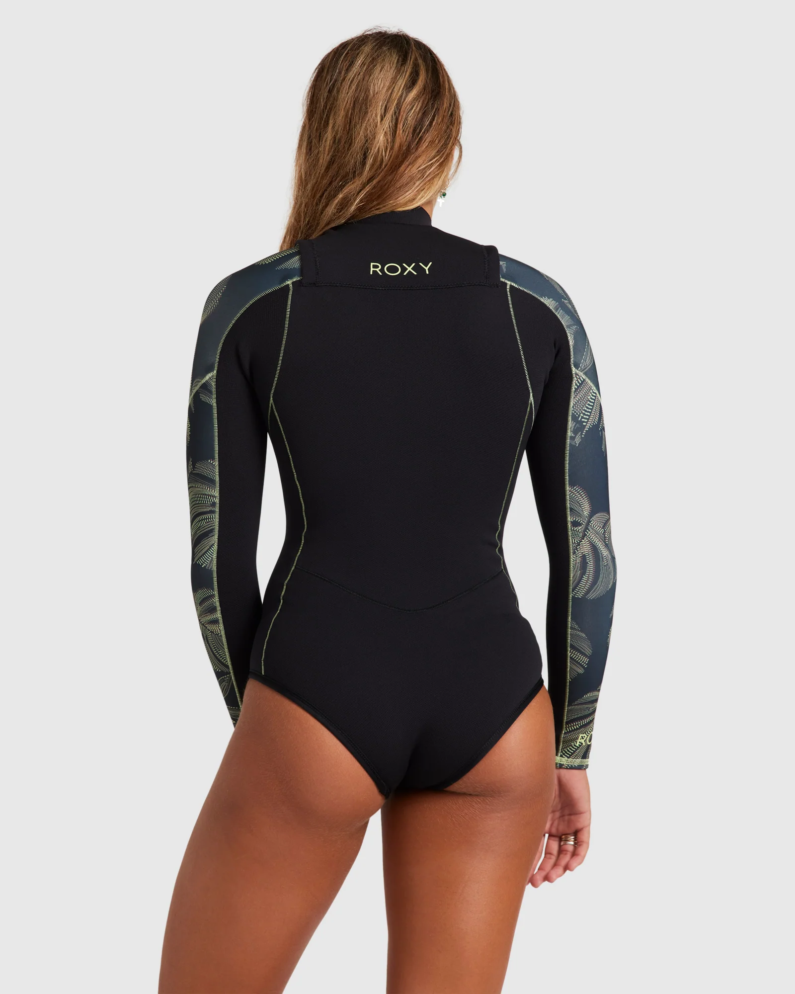 Womens 1.5mm Elite Long Sleeve Spring Suit - Image 4