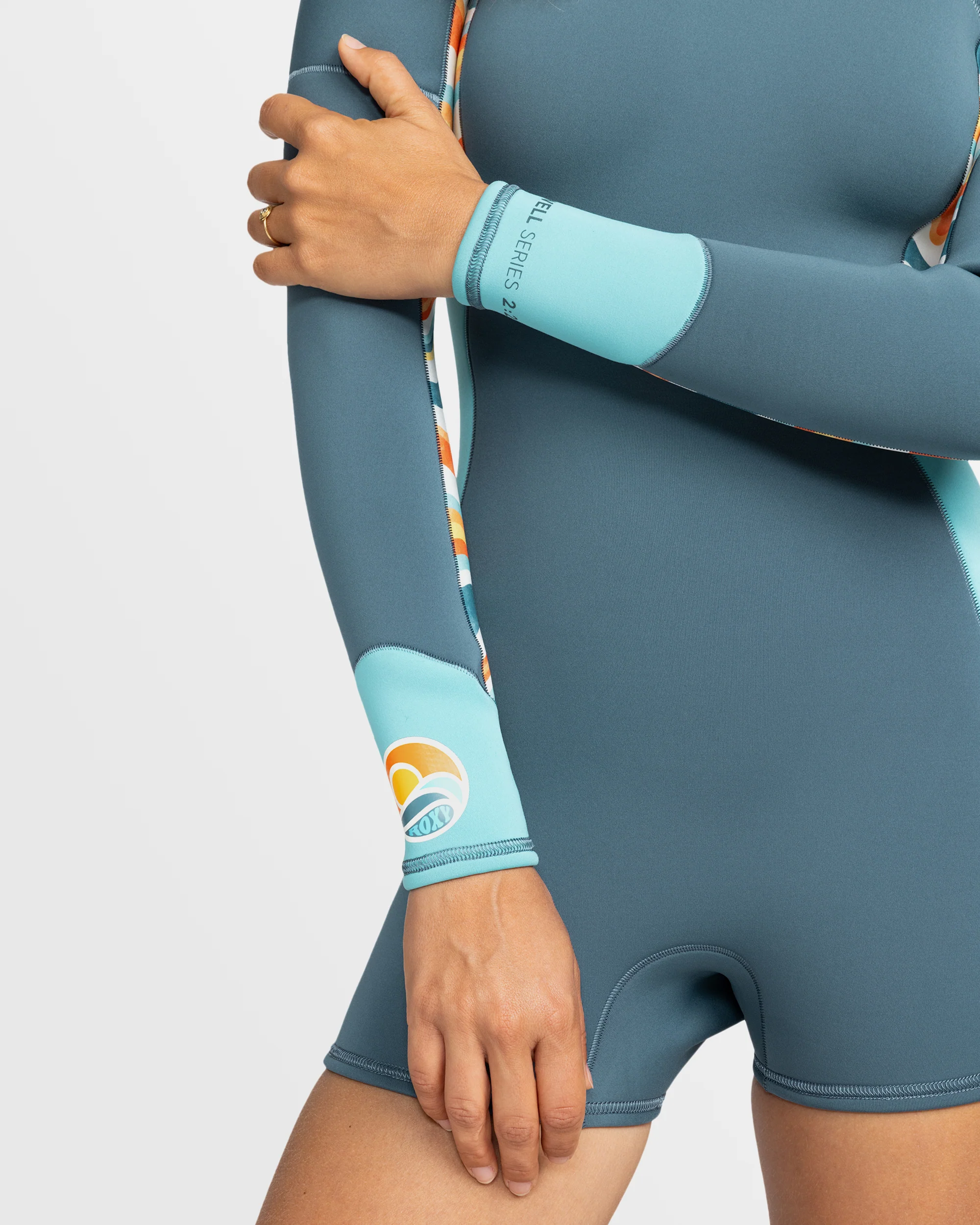 Womens 2mm Swell Series Long Sleeve Back Zip Springsuit - Image 5