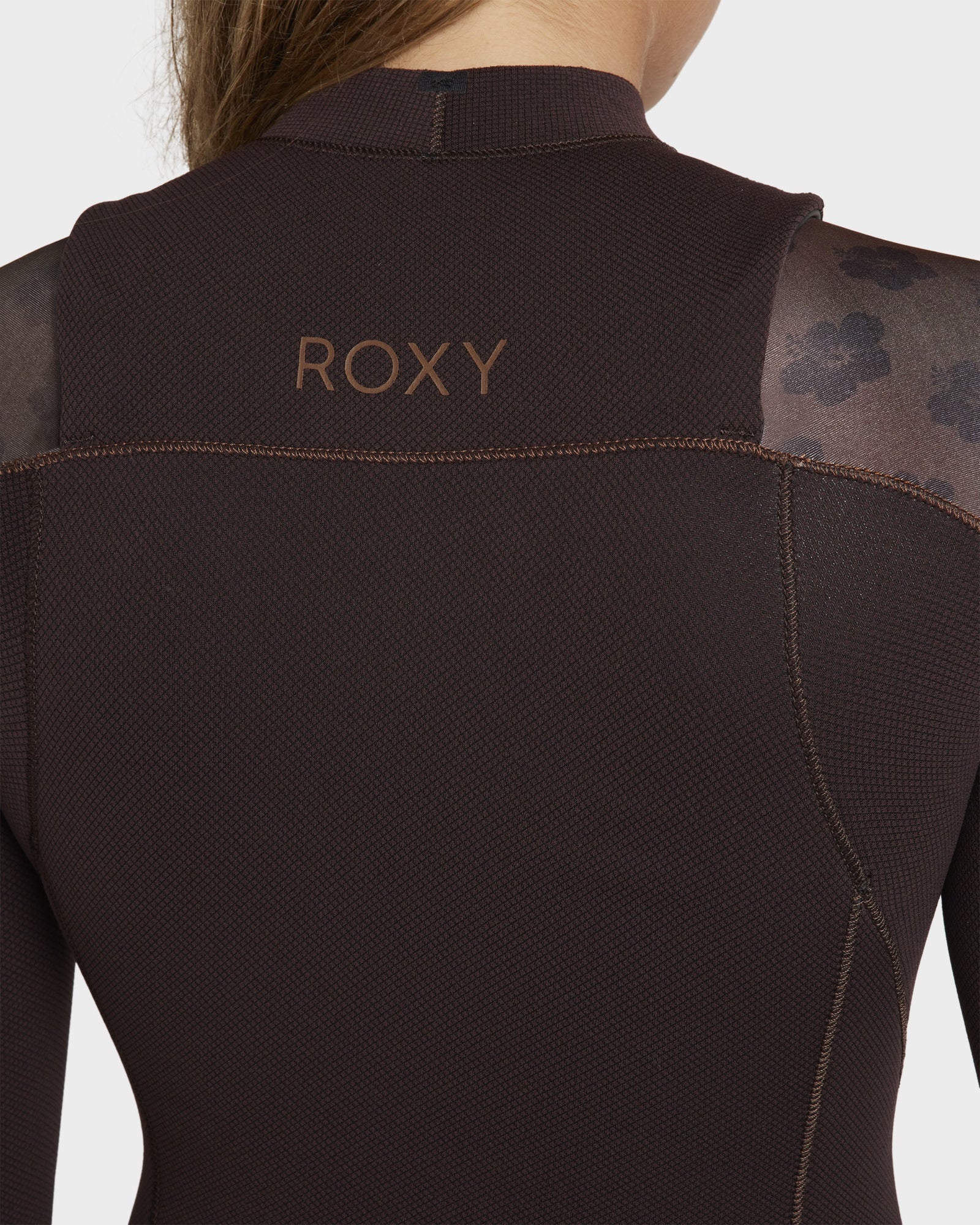 Womens 3/2 Elite XT Stretch Chestzip Wetsuit - Image 8