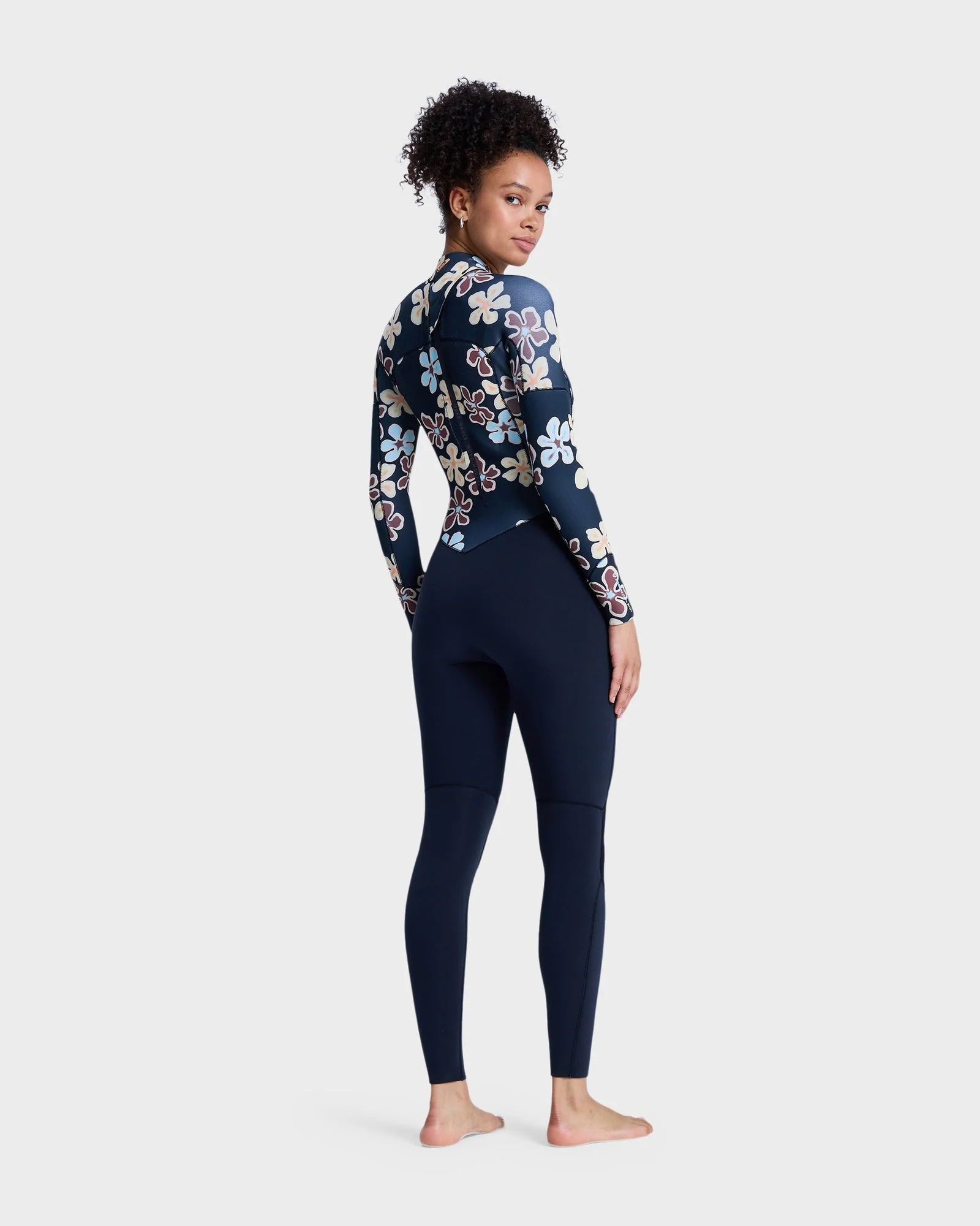 Womens 3/2mm Swell Natural Back Zip Wetsuit - Image 2