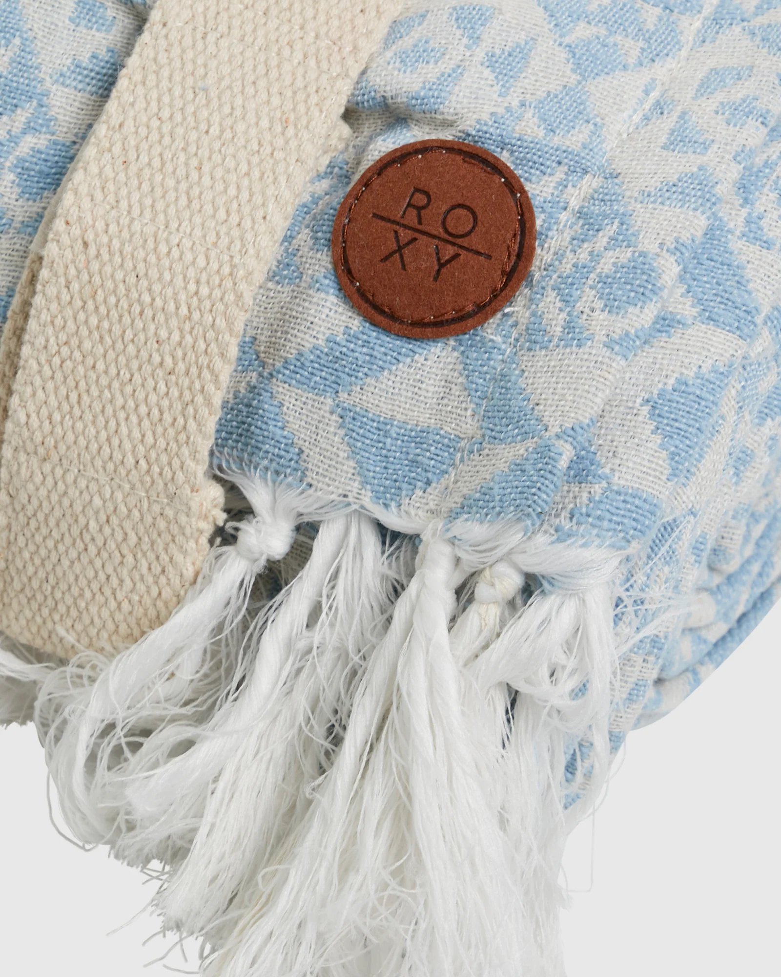 Womens Altitude Change Iii Beach Accessory - Image 3