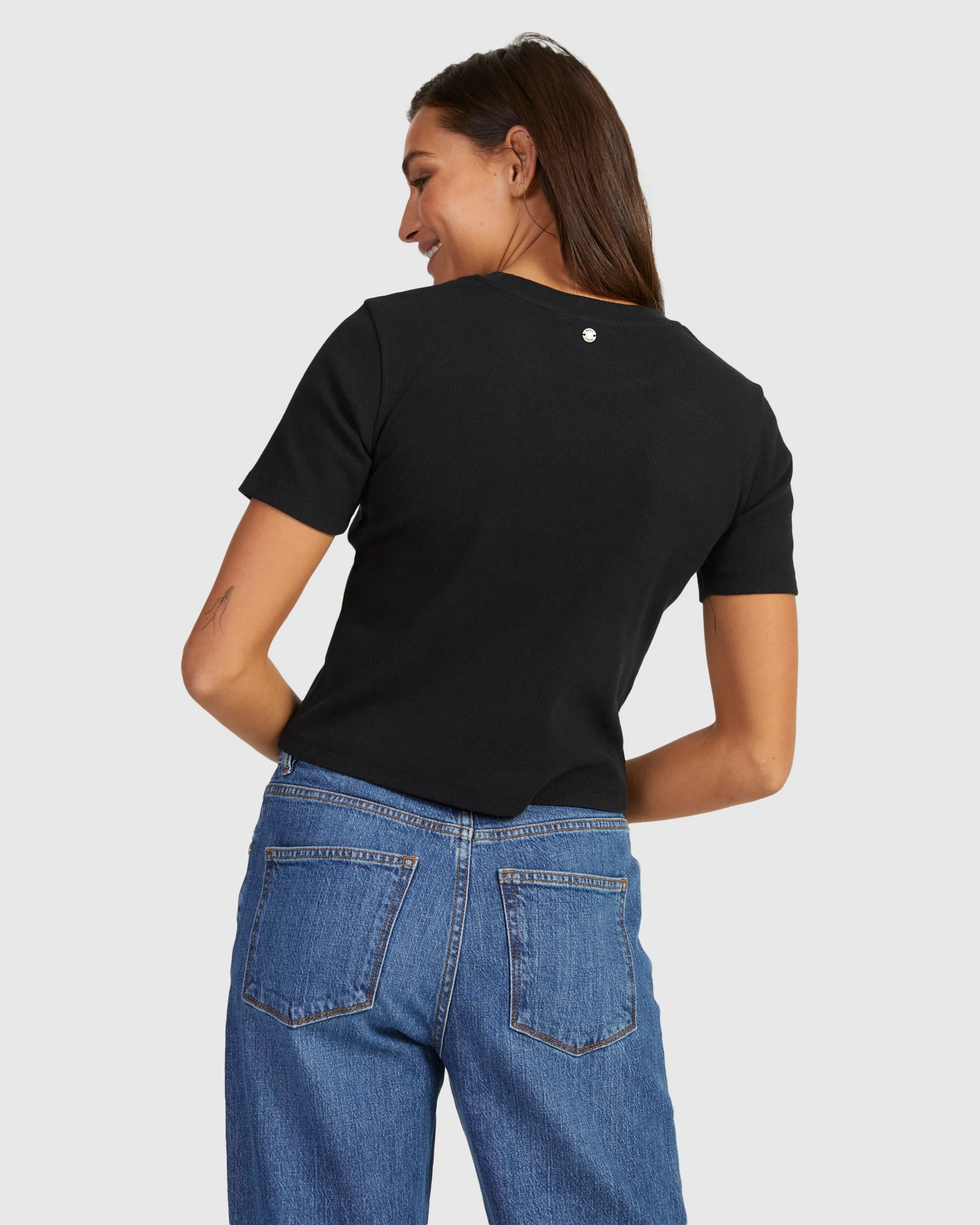 Womens Baseline Tee T-Shirt - Image 3