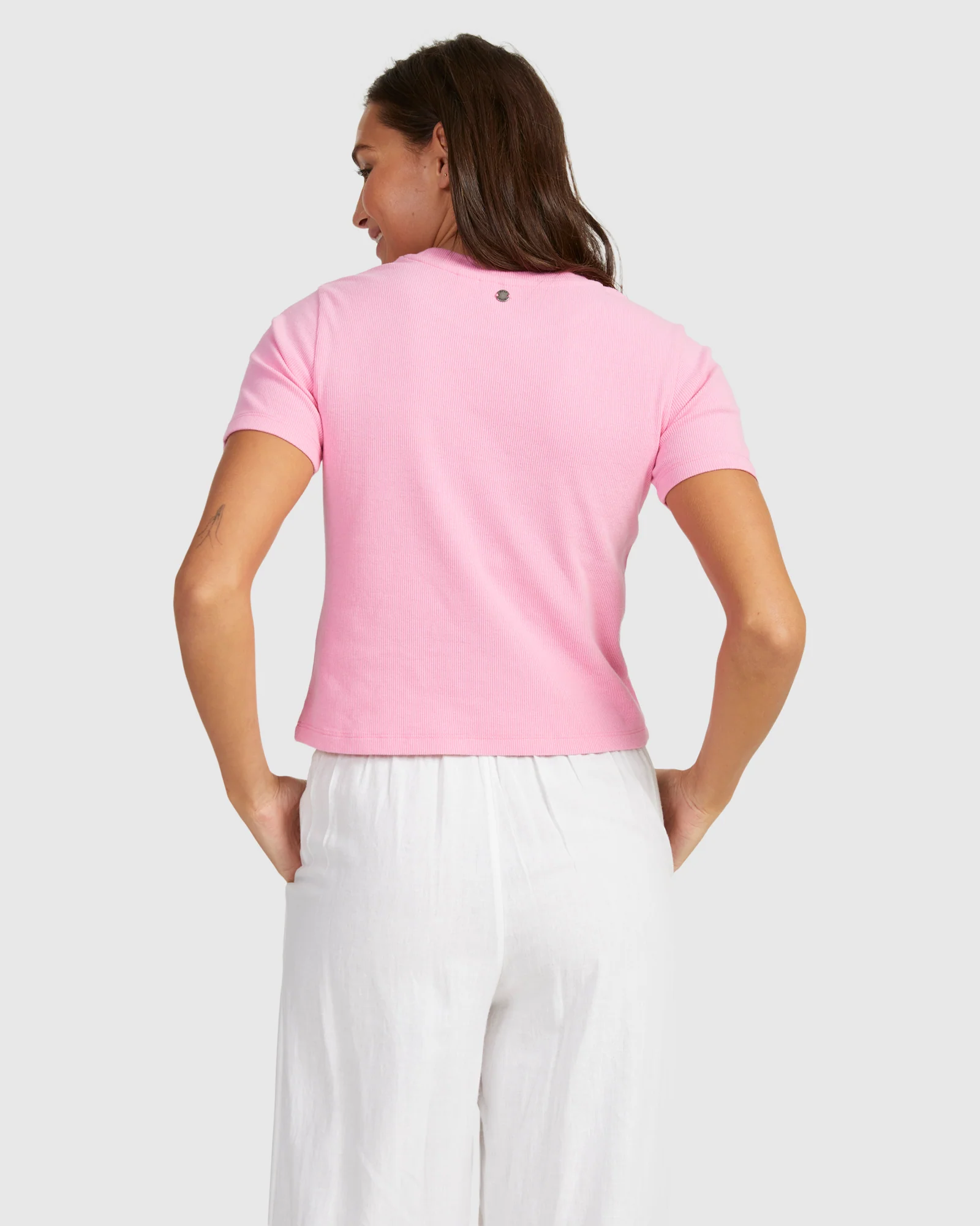 Womens Baseline Tee T-Shirt - Image 3