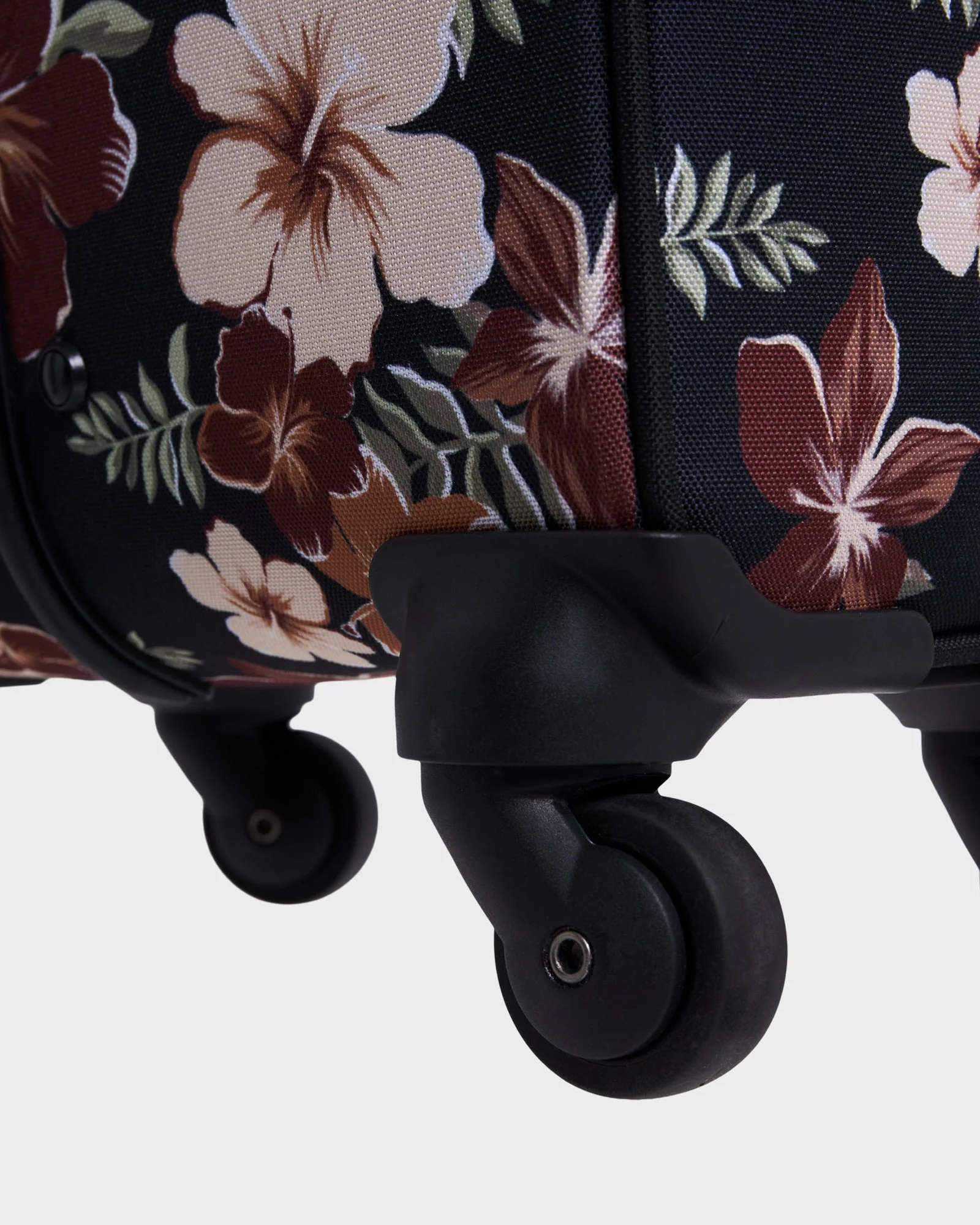 Womens Cabin Island Luggage Roller - Image 7