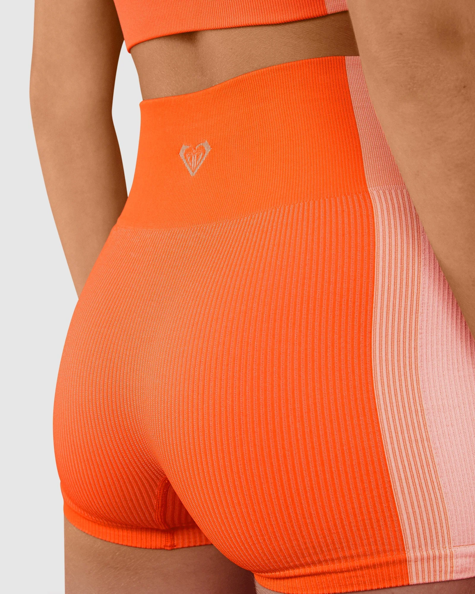 Womens Chill Out Seamless Bike Shorts - Image 3