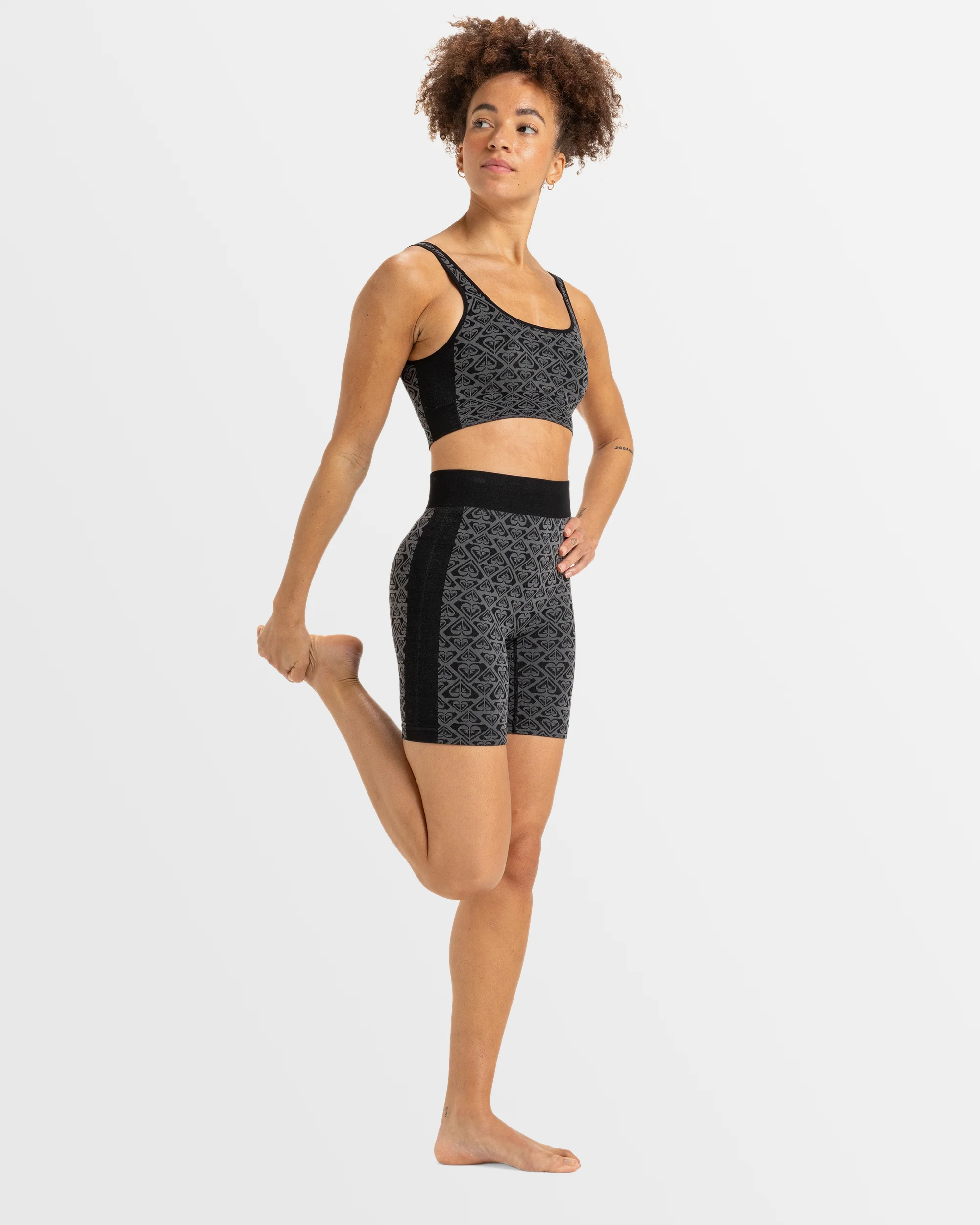 Womens Chill Out Seamless Low Support Sports Bra - Image 5