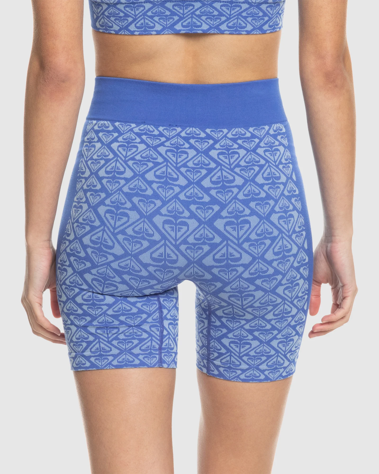Womens Chill Out Seamless Sports Biker Shorts - Image 3