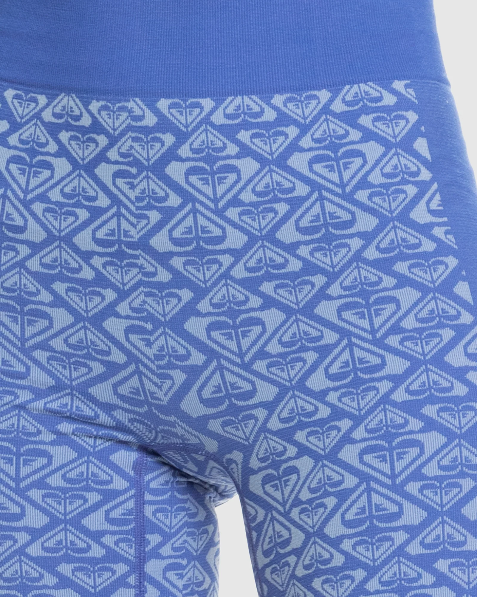 Womens Chill Out Seamless Sports Biker Shorts - Image 4