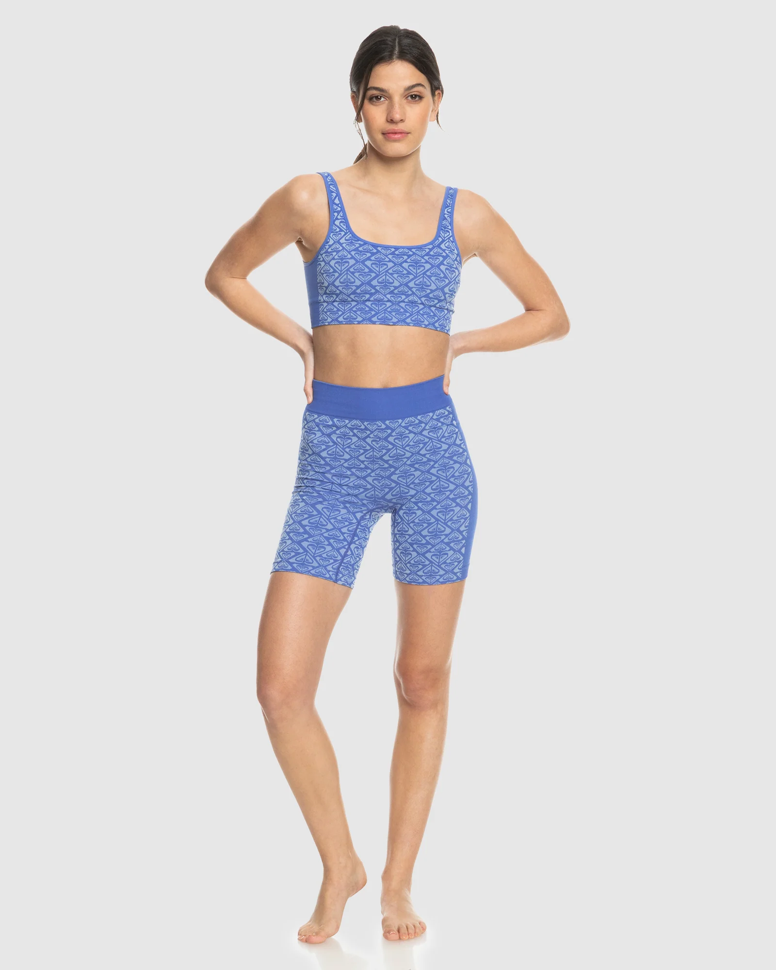 Womens Chill Out Seamless Sports Biker Shorts - Image 5