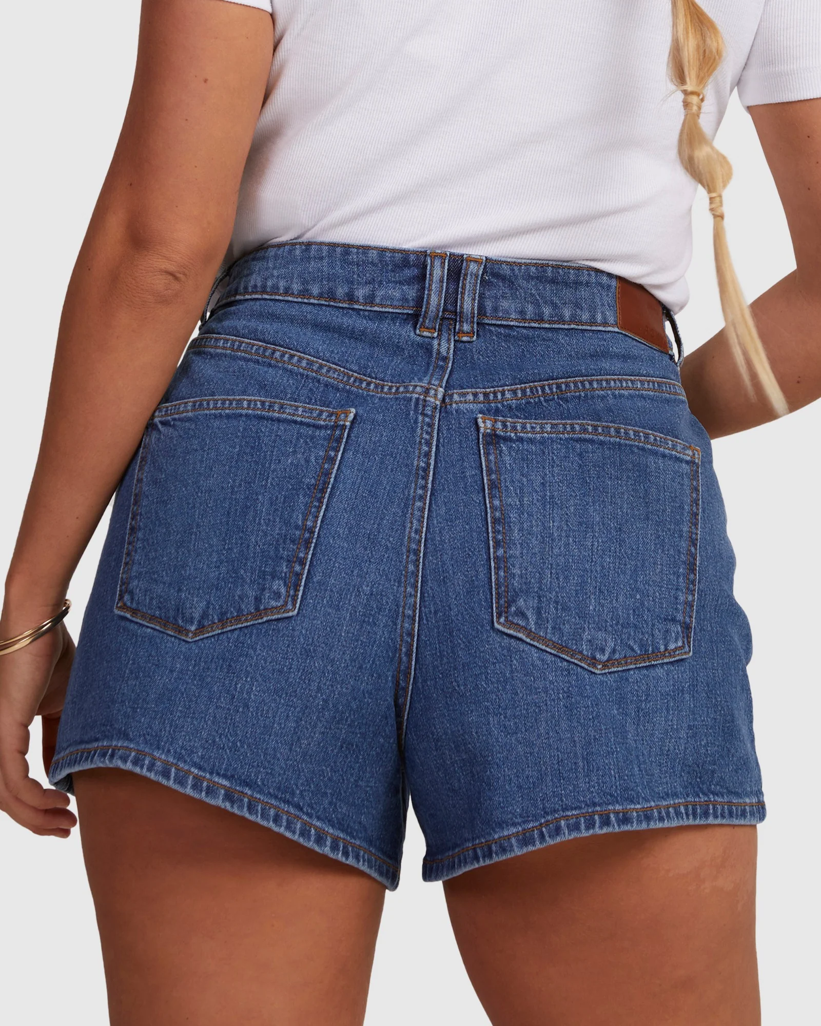 Womens Chlo Short Shorts - Image 3