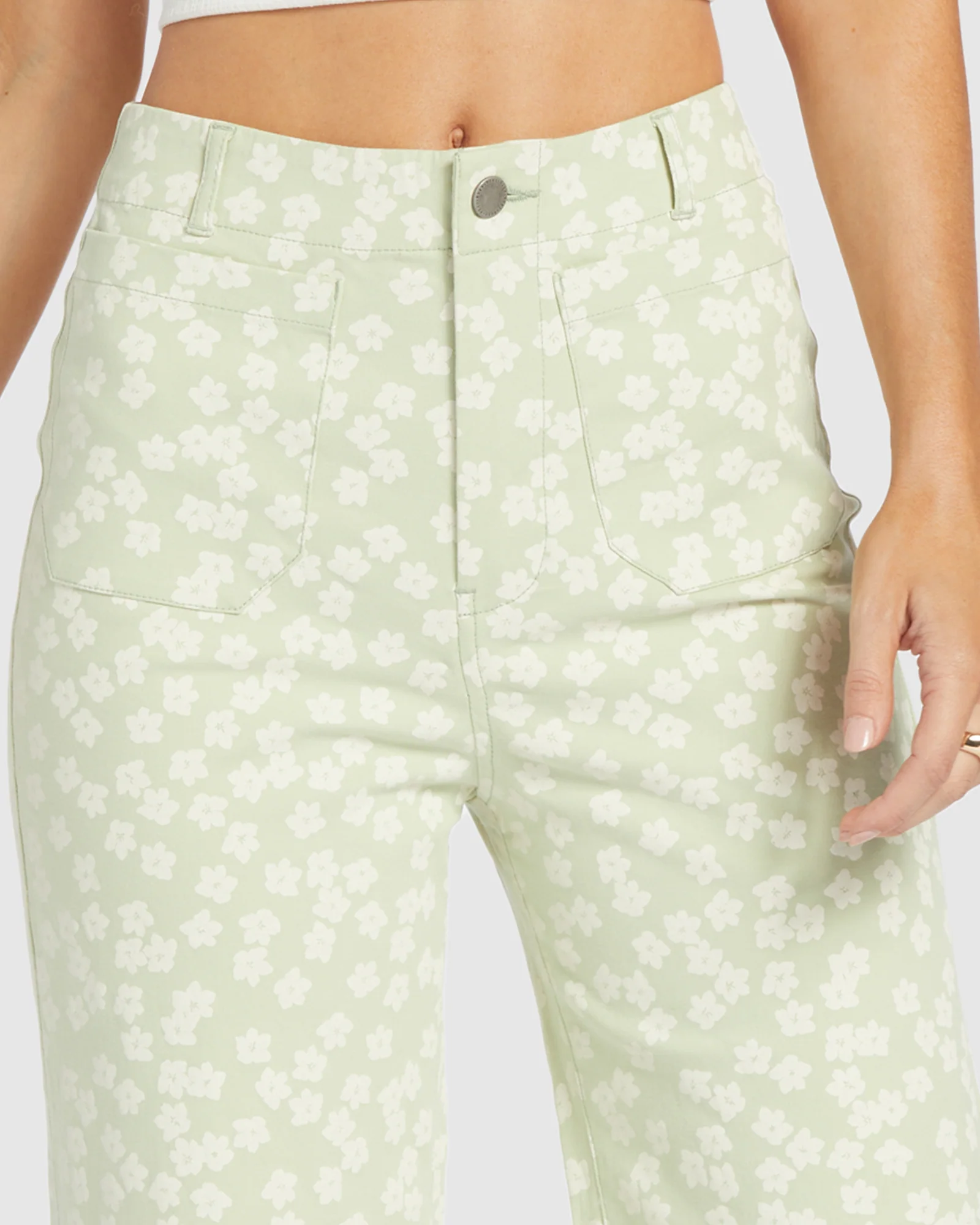 Womens Coastal Cruiser Printed Pants - Image 4