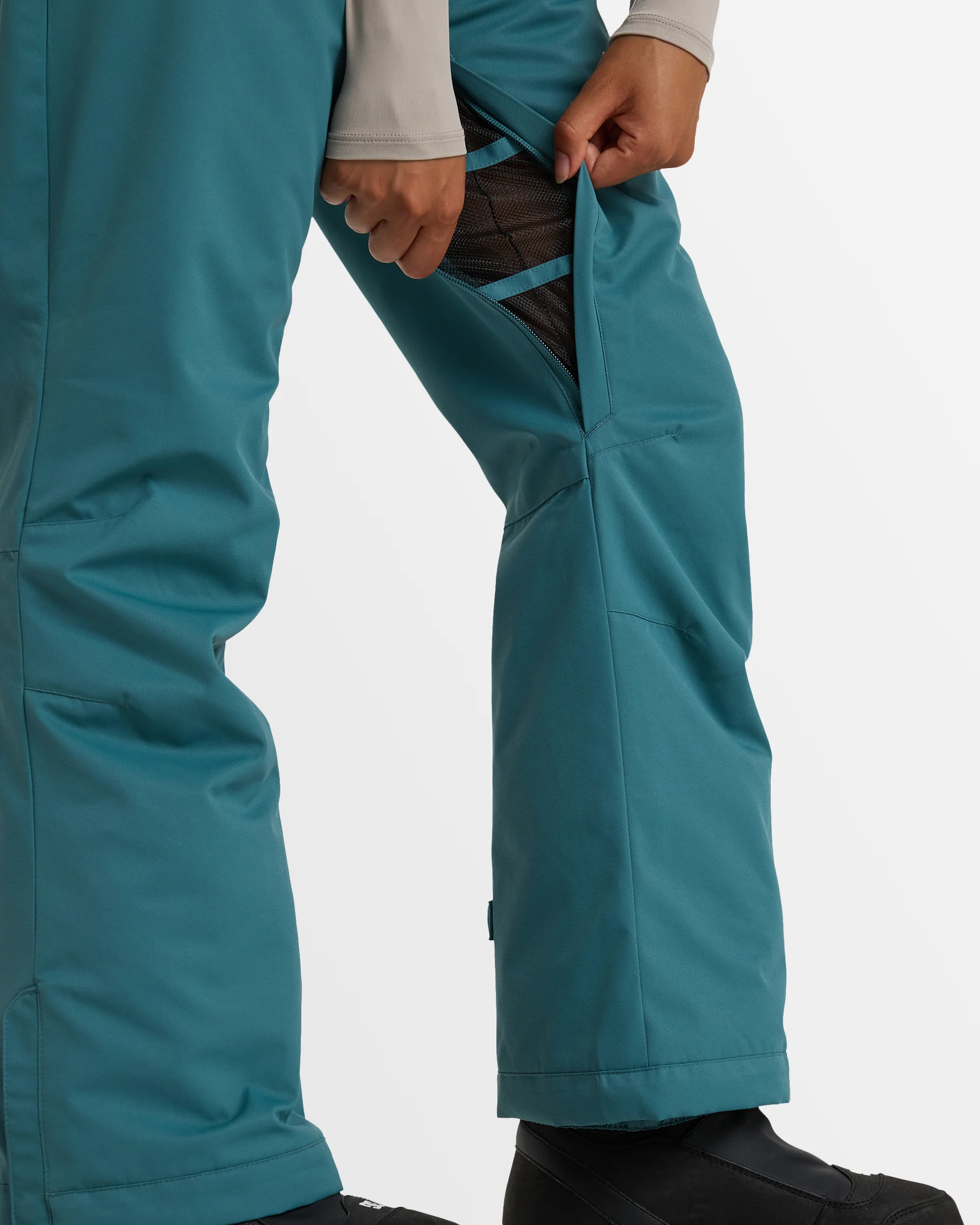 Womens Diversion Snow Pants - Image 4