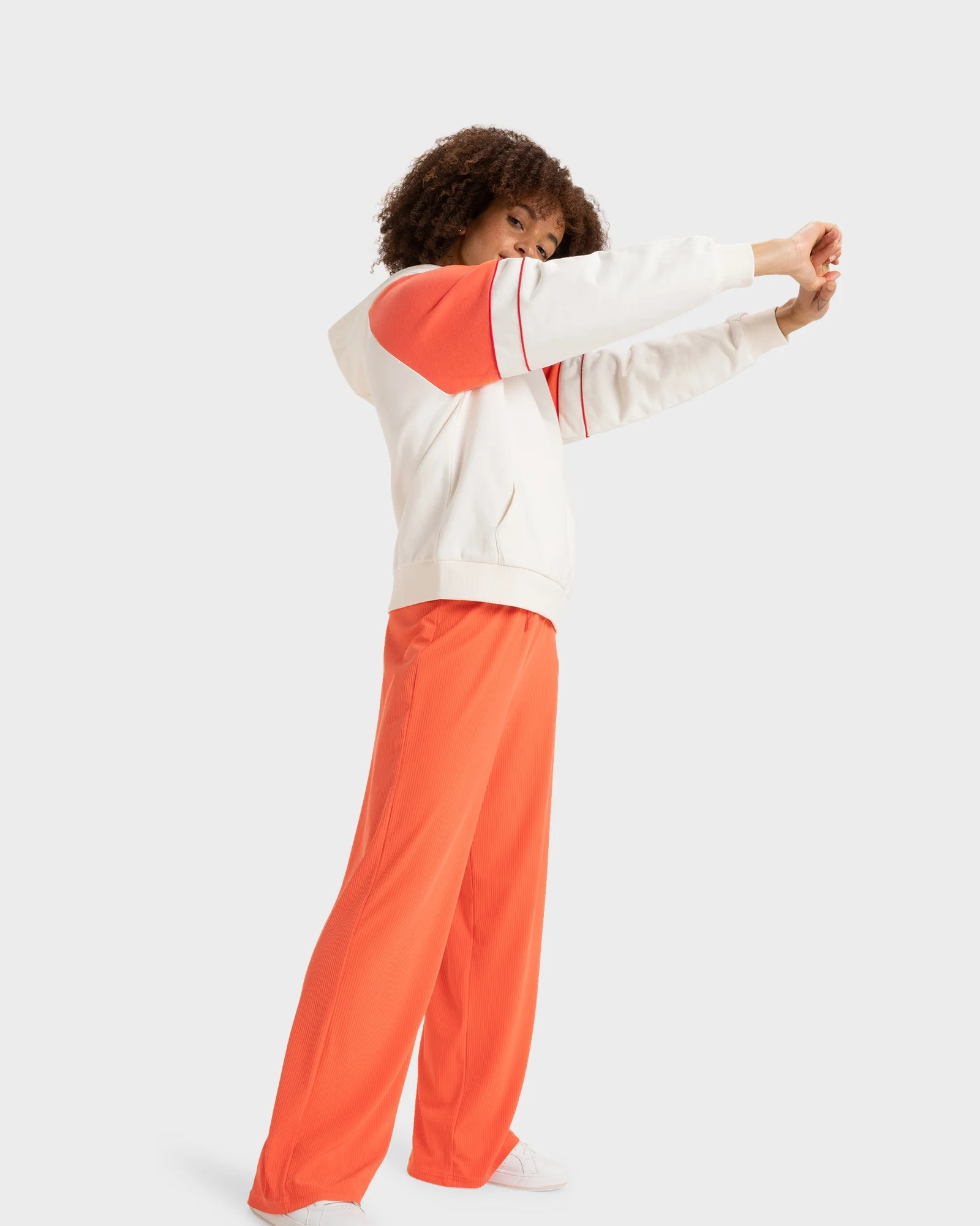 Womens Essential Energy Blockd Hoodie - Image 3