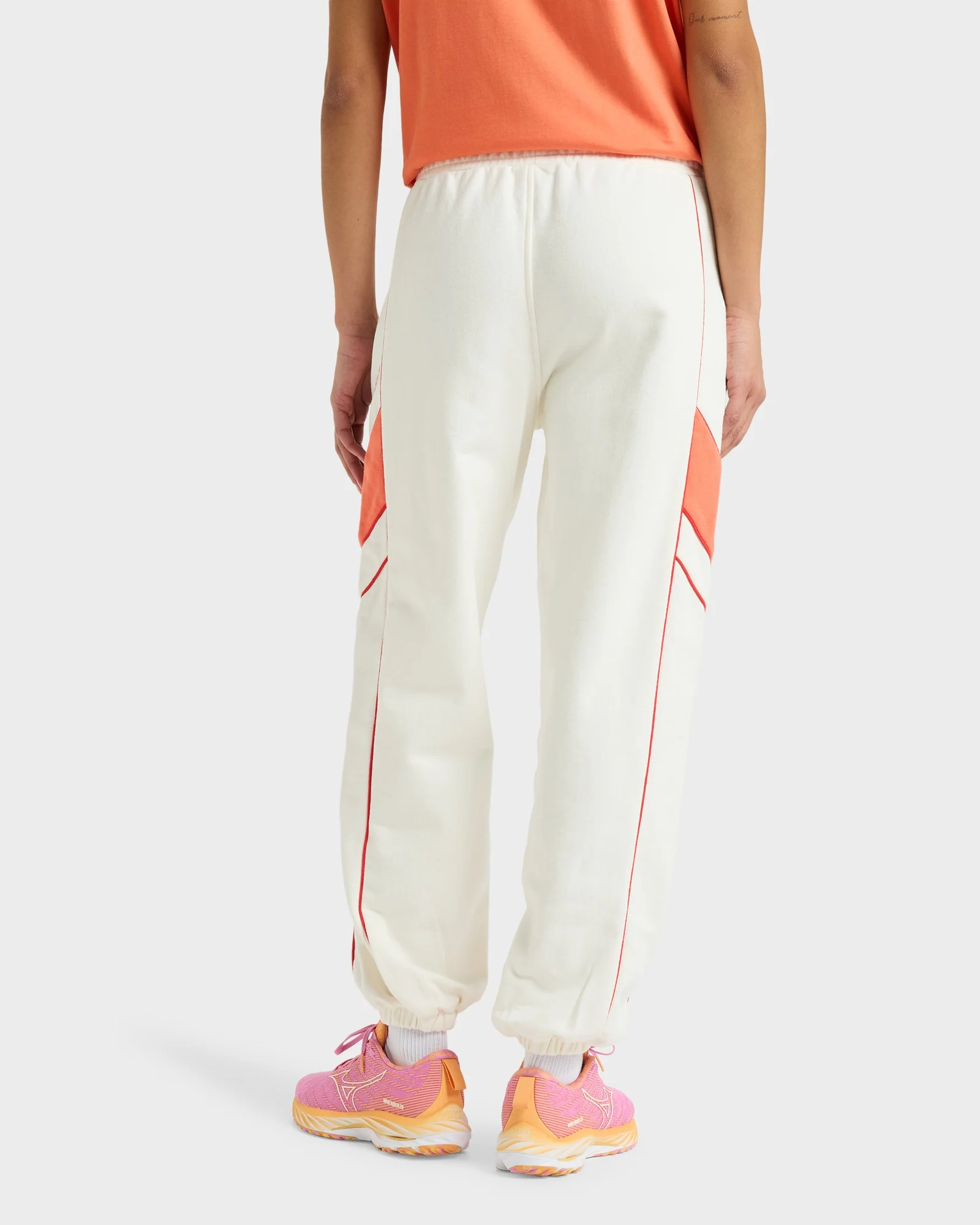 Womens Essential Energy New Jogger Pants - Image 3
