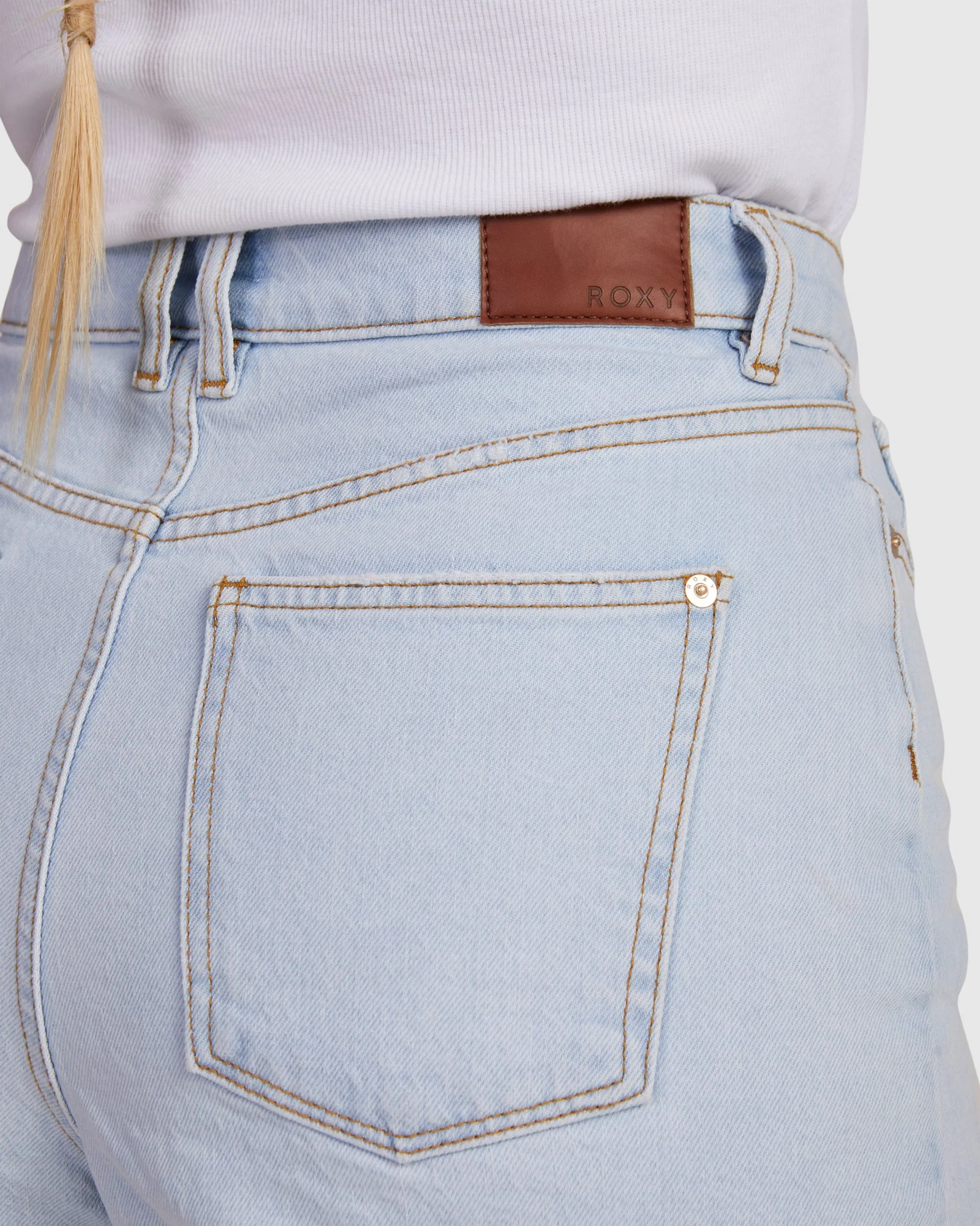 Womens Eva Short Shorts - Image 4