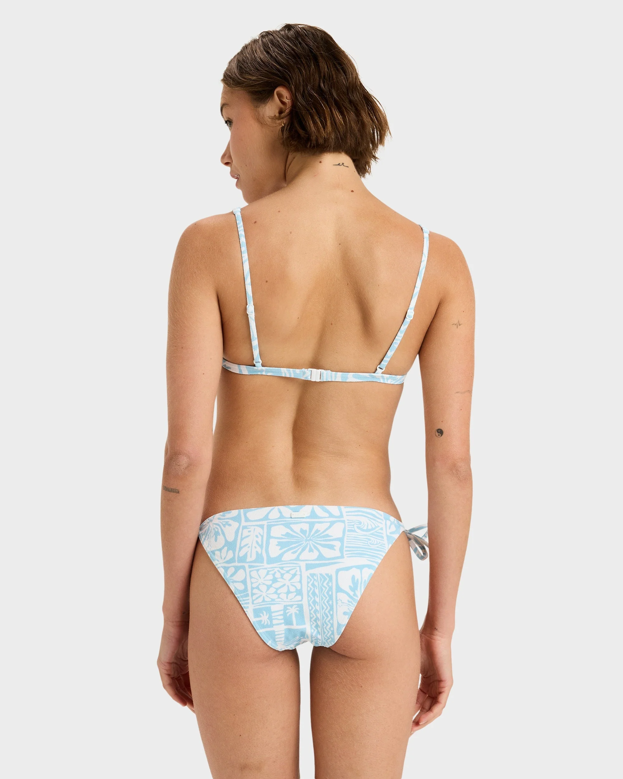 Womens Flowers Wave Moderate Tie Side Bikini Bottom - Image 2