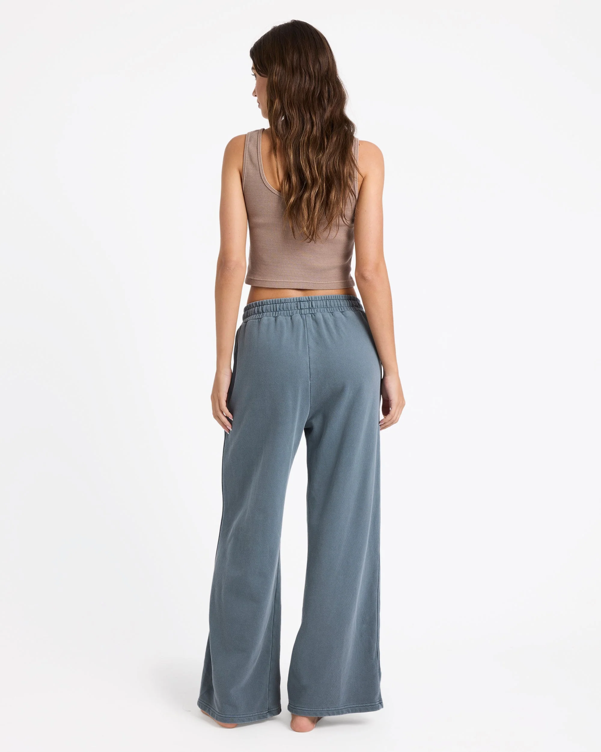 Womens Heading Out Trackpants - Image 3