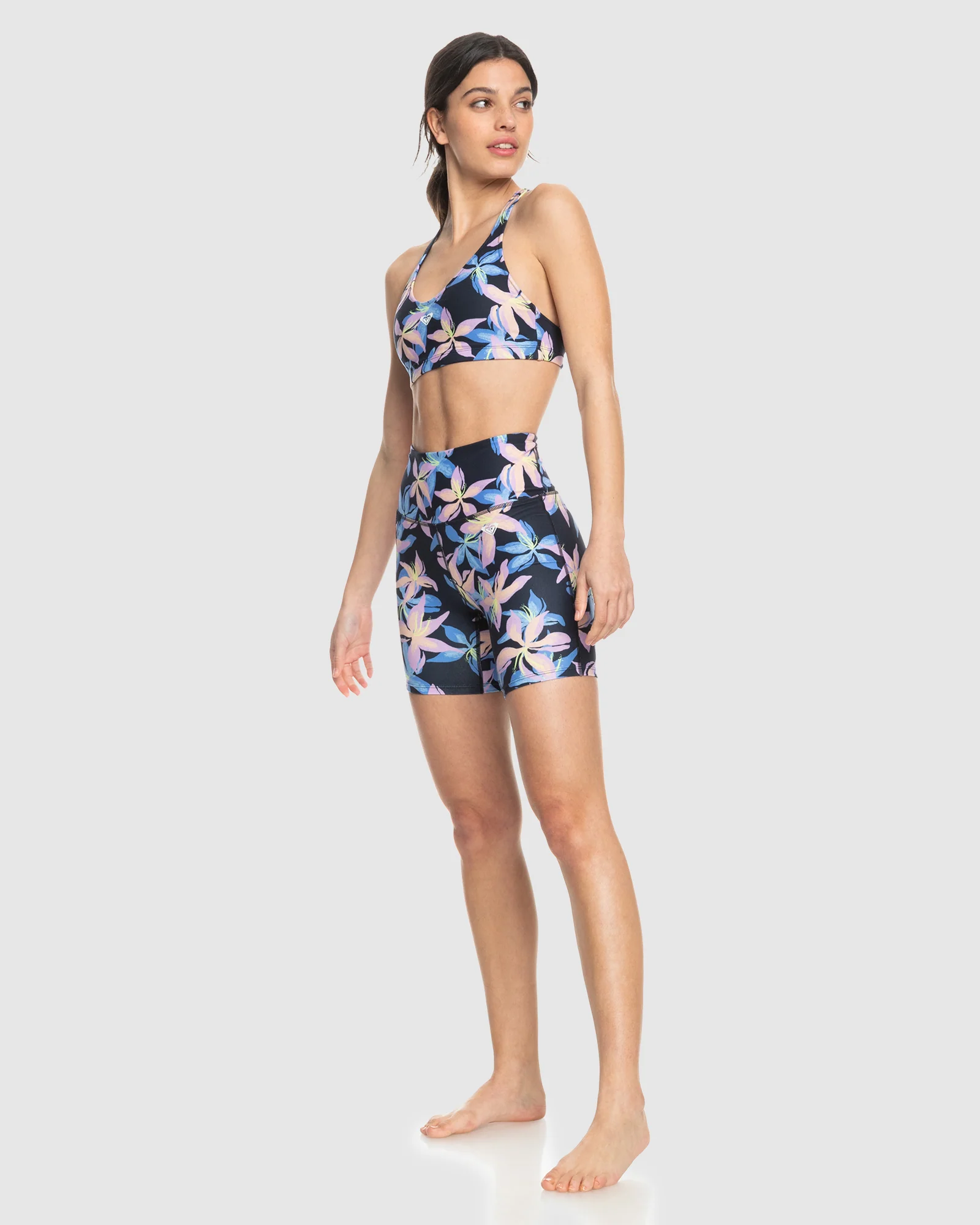Womens Heart Into It Technical Shorts - Image 4