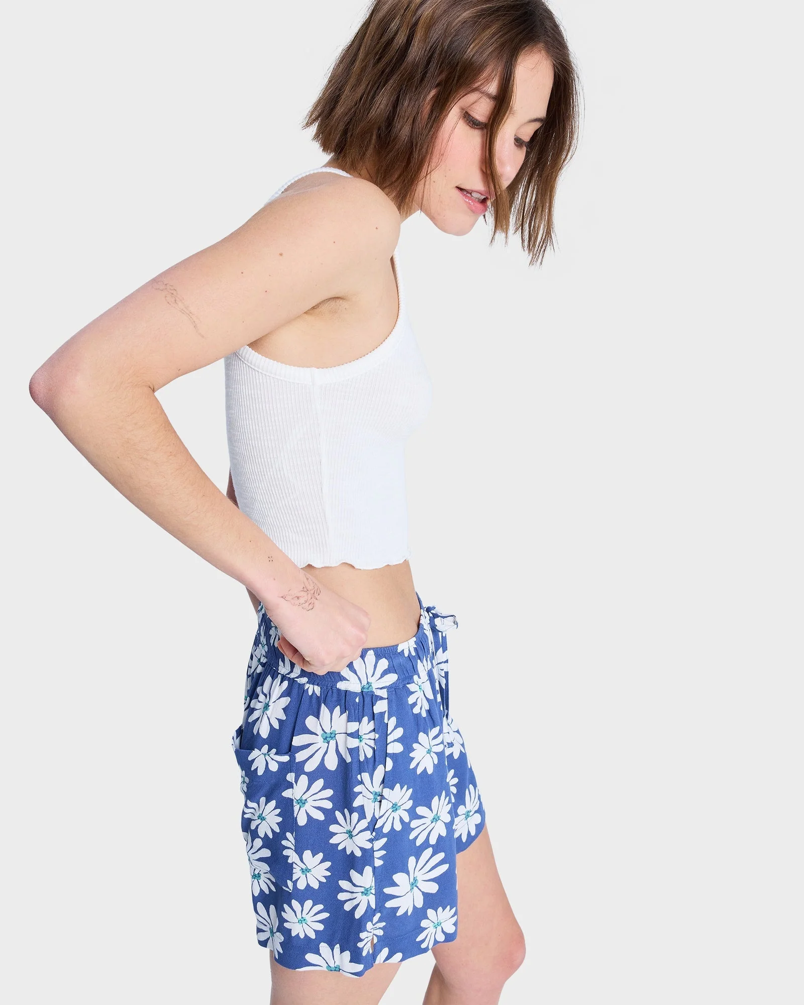 Womens Lekeito Break High Beach Shorts - Image 3