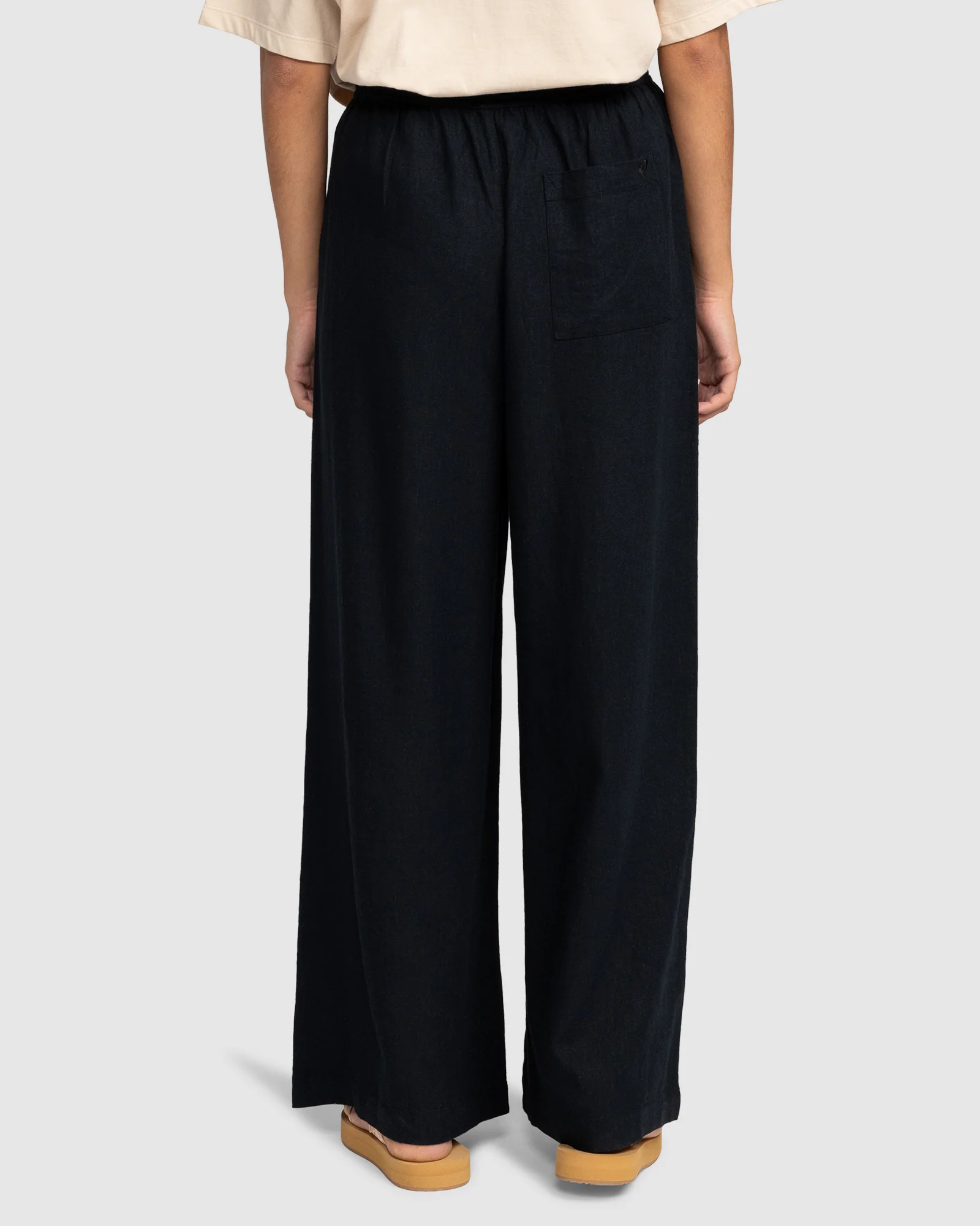 Womens Lekeitio Break Mid Pants - Image 6