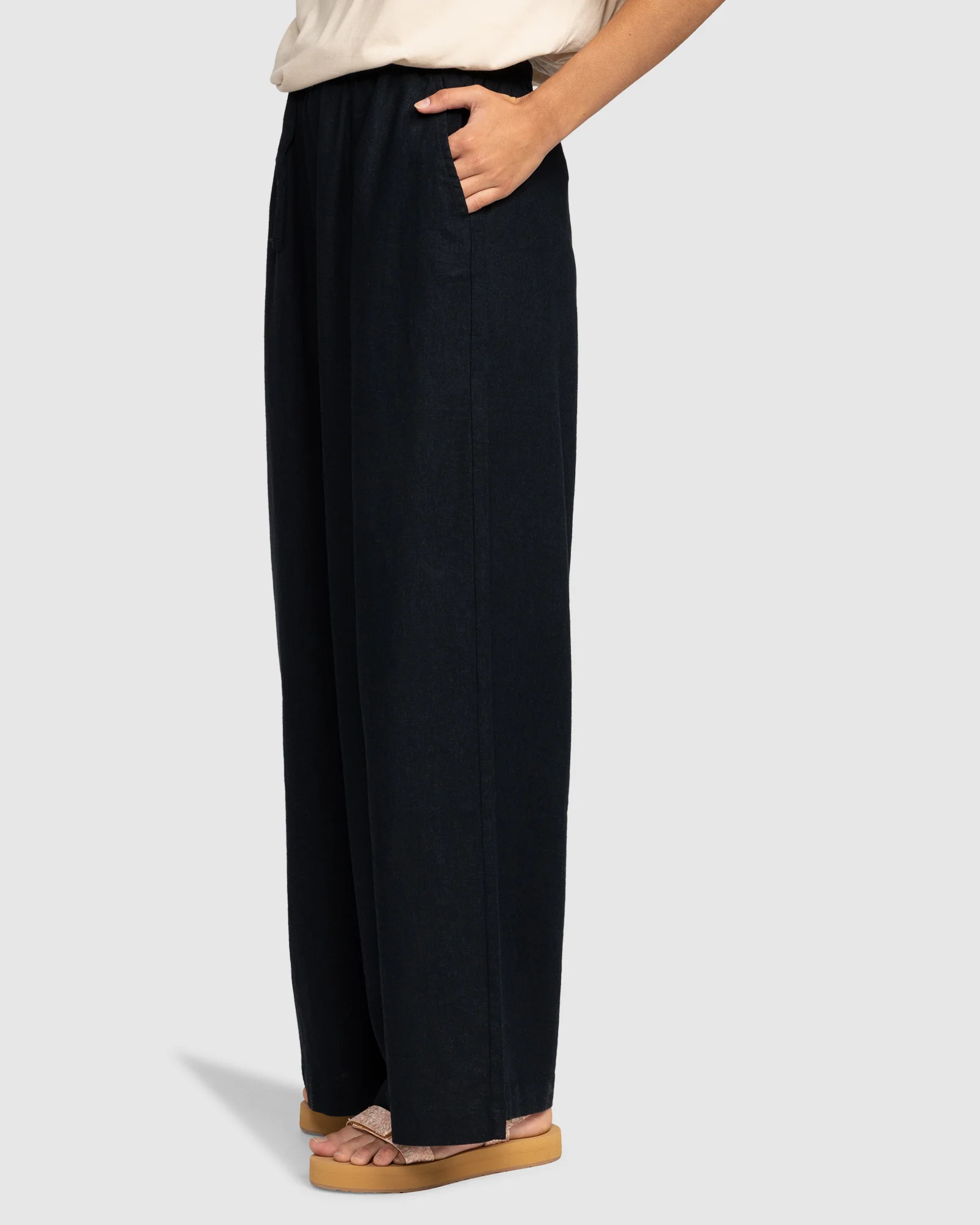 Womens Lekeitio Break Mid Pants - Image 8
