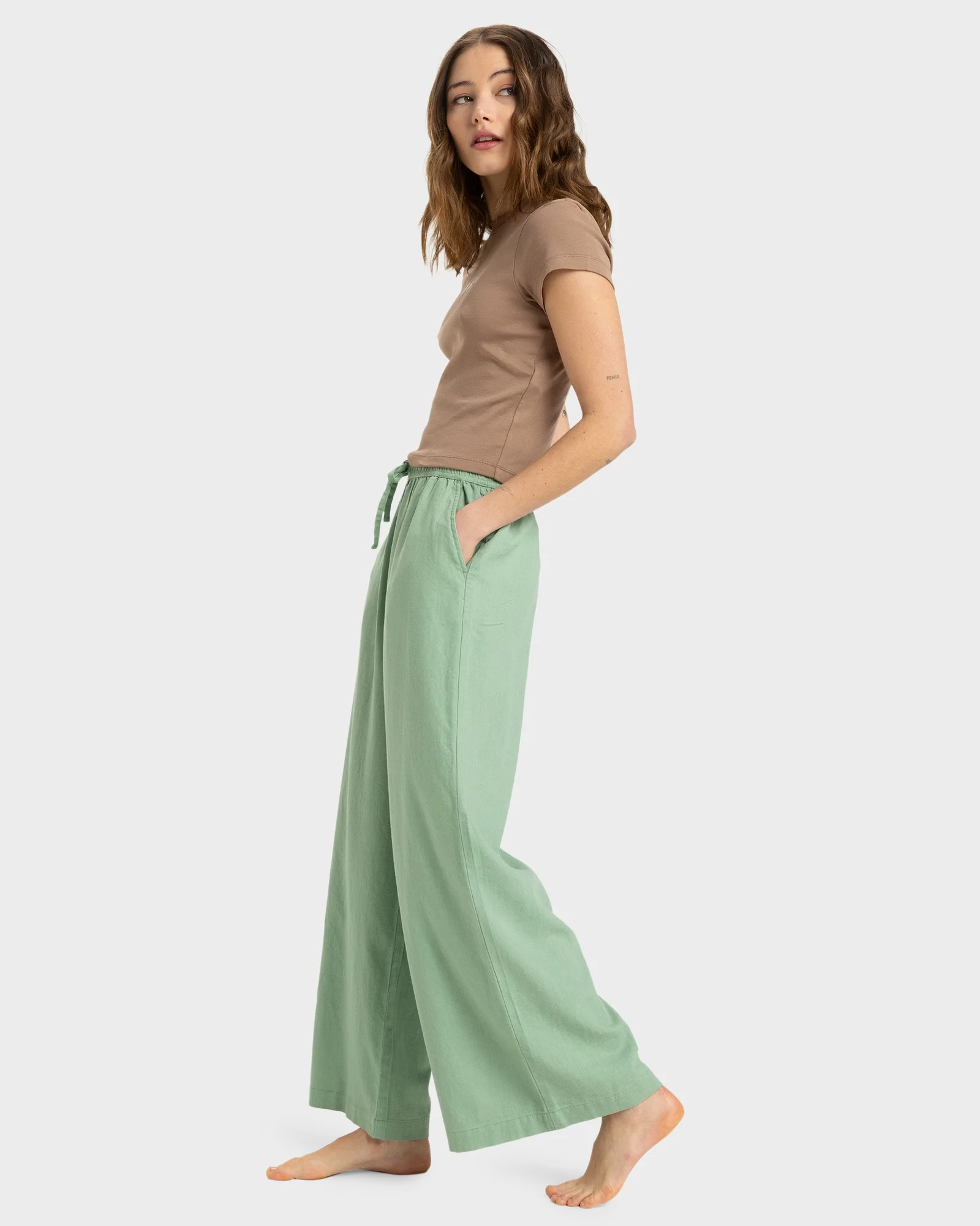 Womens Lekeitio Break Mid Pants - Image 3