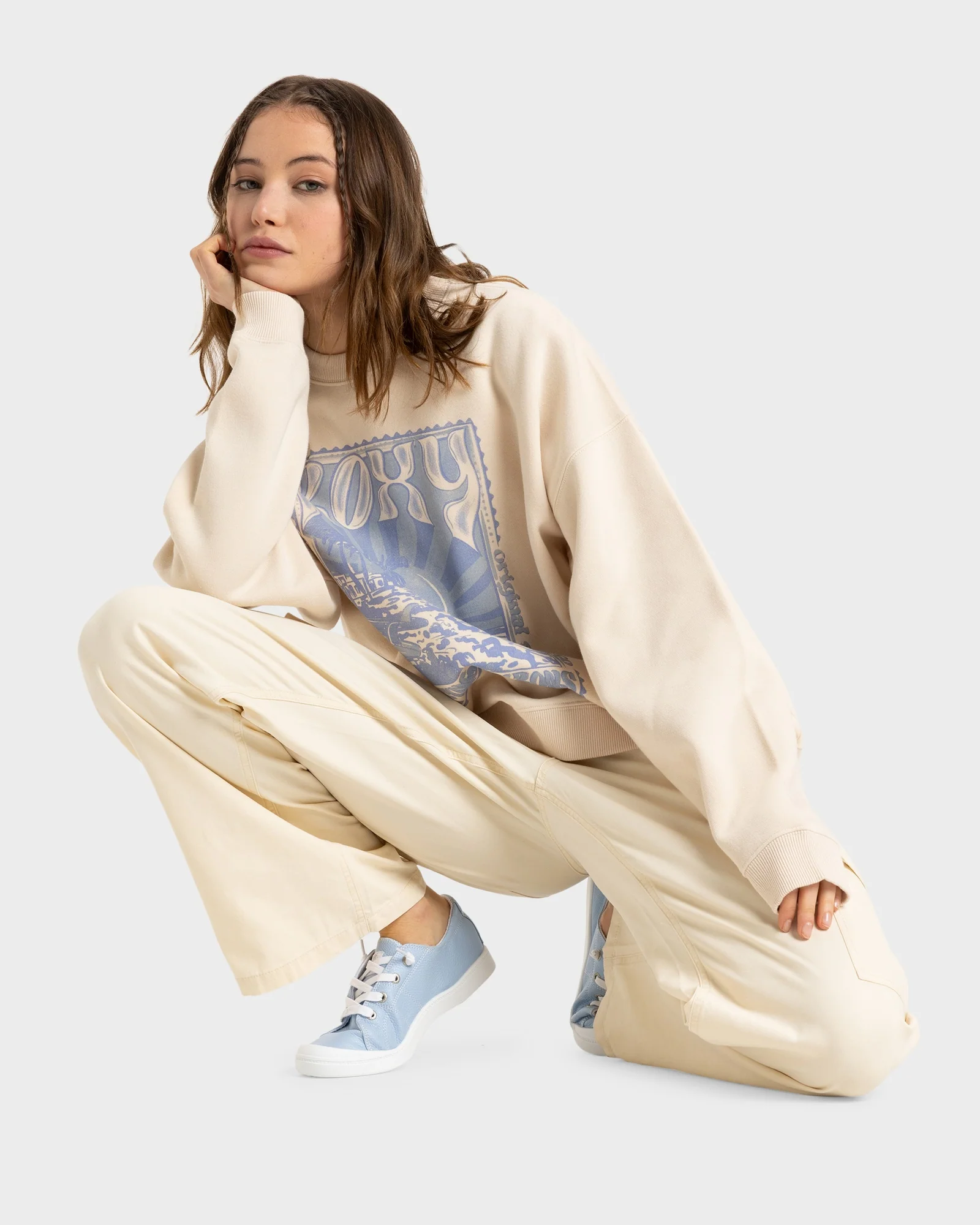 Womens Lineup Oversized Crew Neck - Image 4