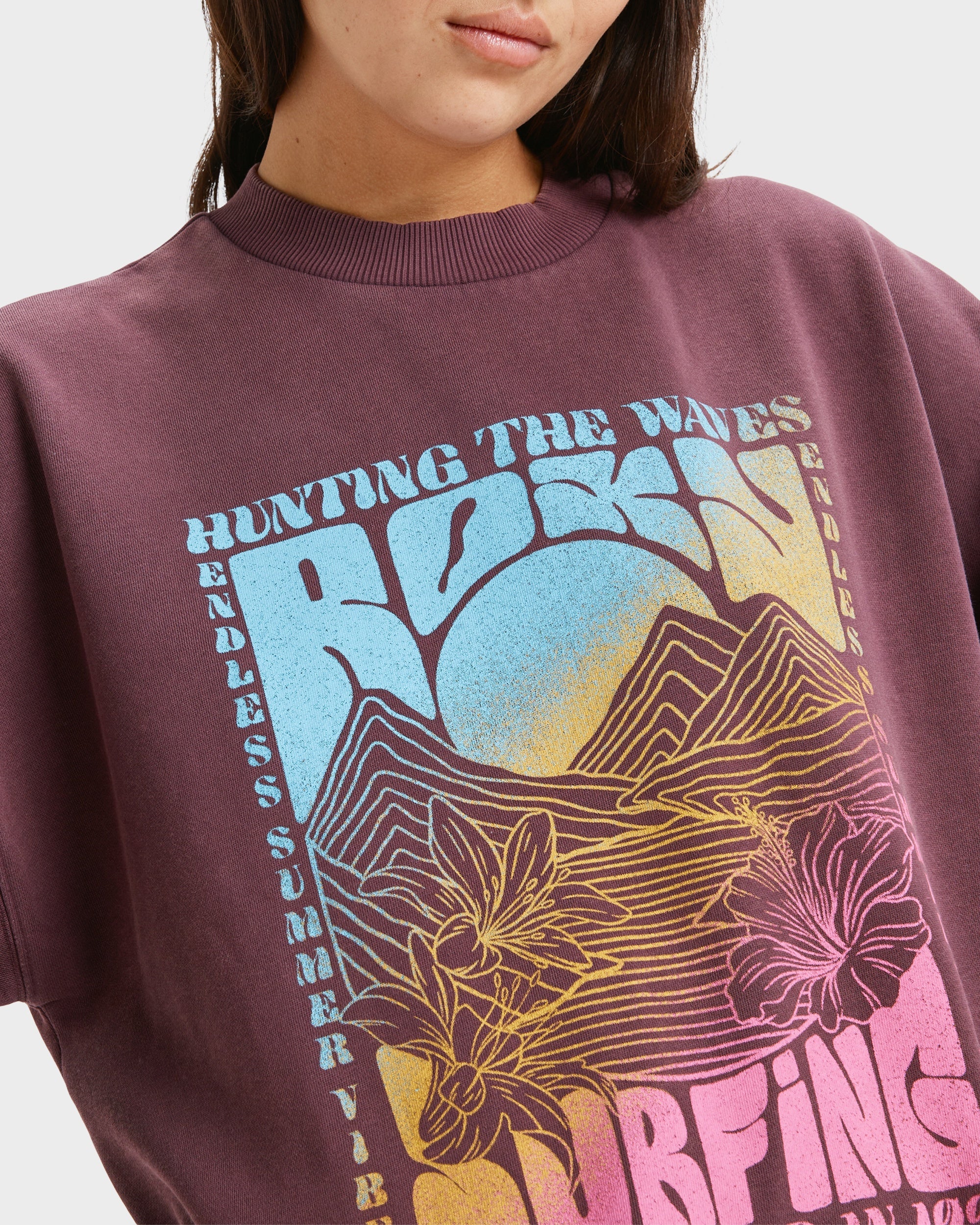 Womens Lineup Oversized Crew Neck - Image 5