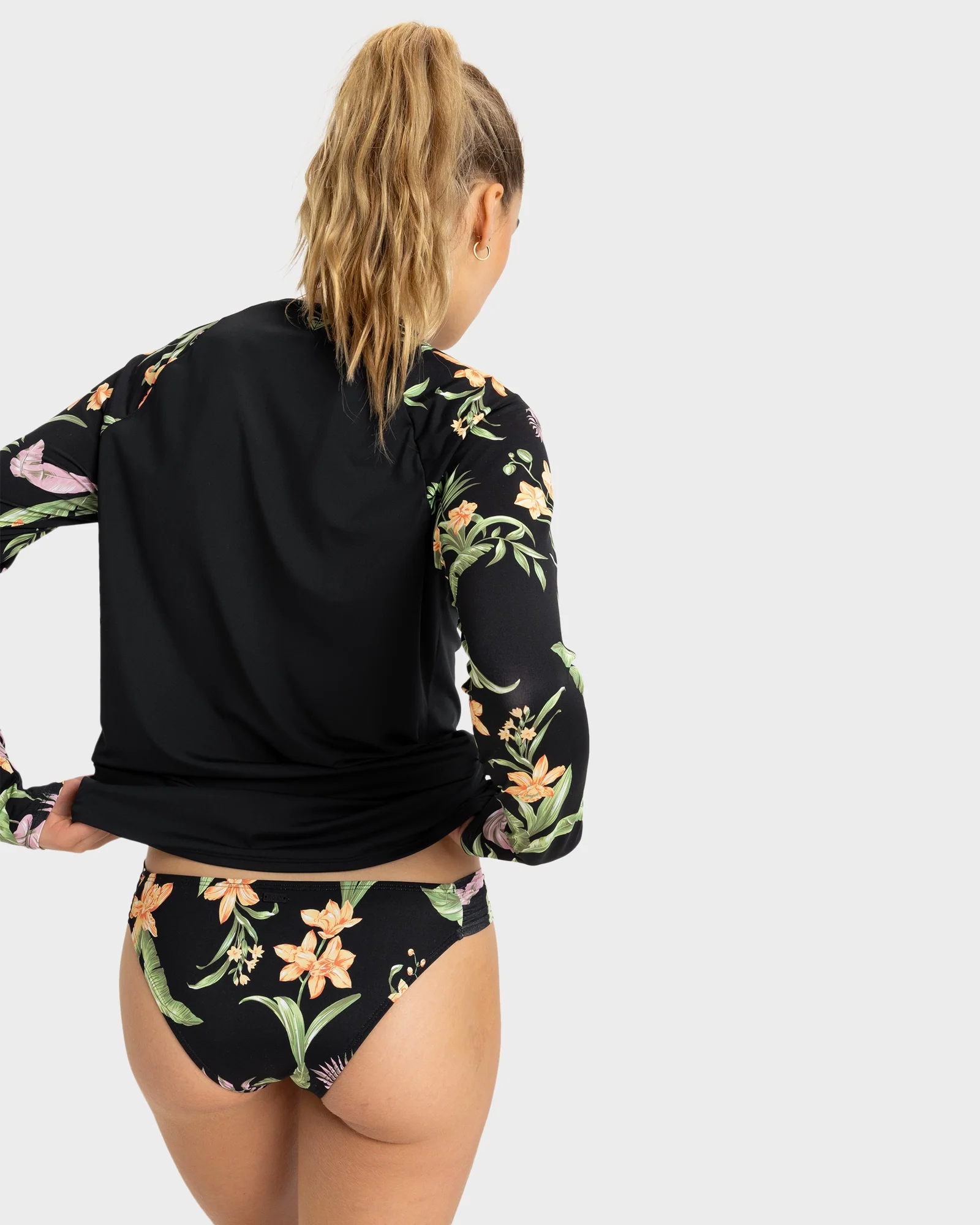 Womens Long Sleeve Lycra Rash Vest - Image 3