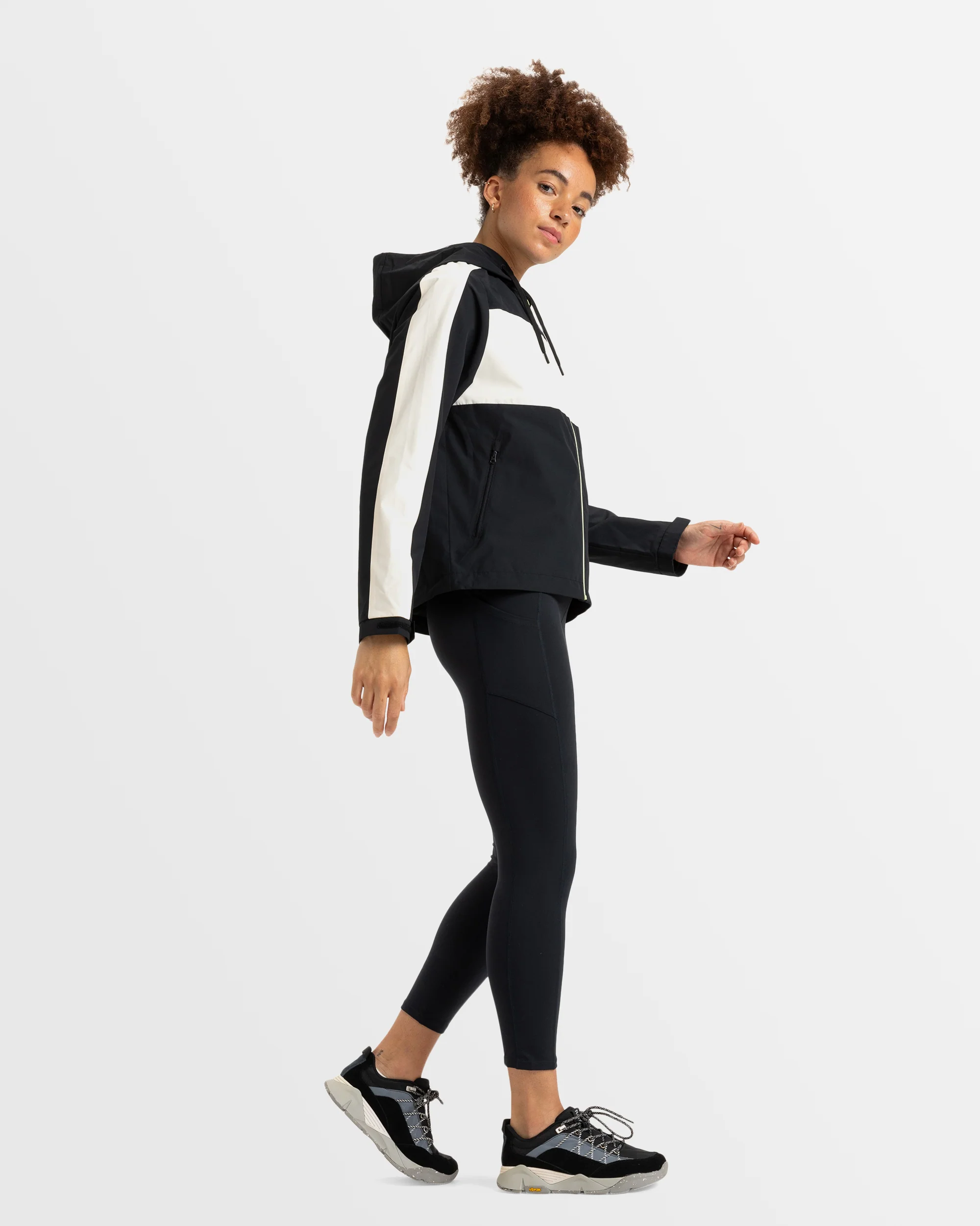 Womens Move Free Reversible Rain Jacket - Image 5