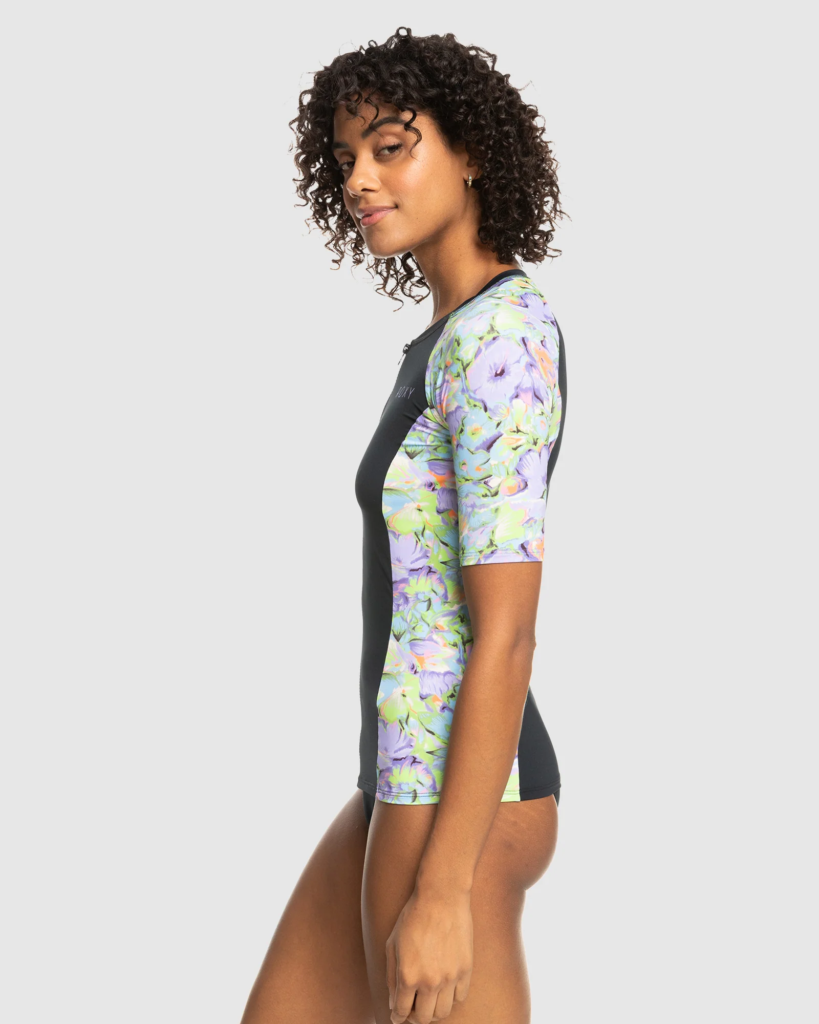 Womens New Ss Lycra Zipped Throught Rashguard - Image 2