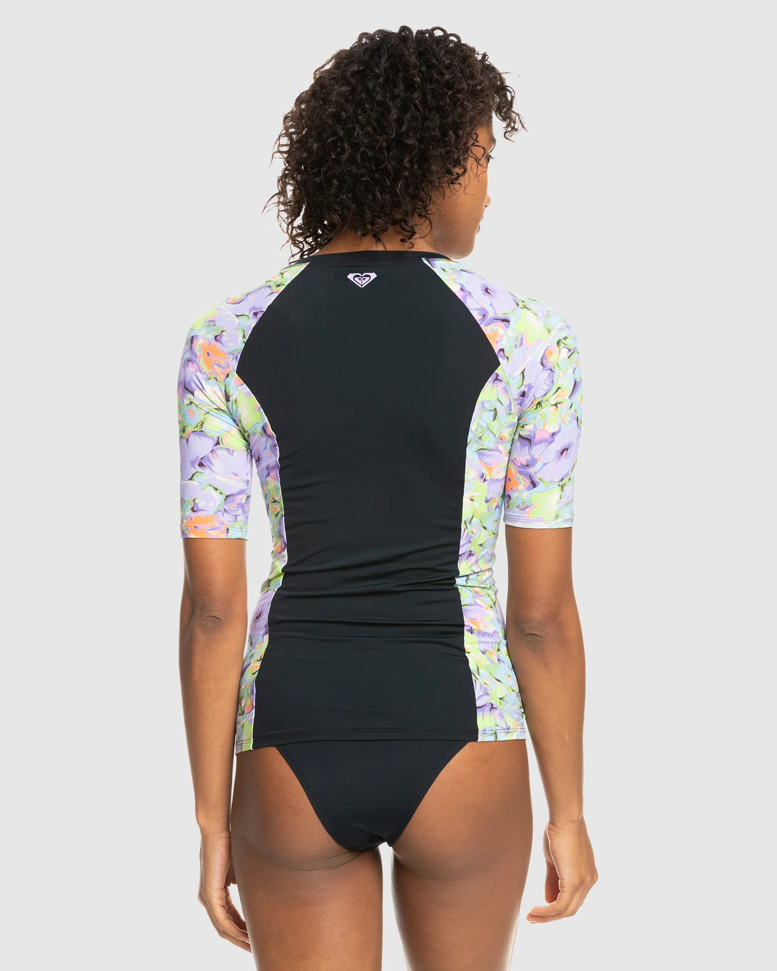 Womens New Ss Lycra Zipped Throught Rashguard - Image 3