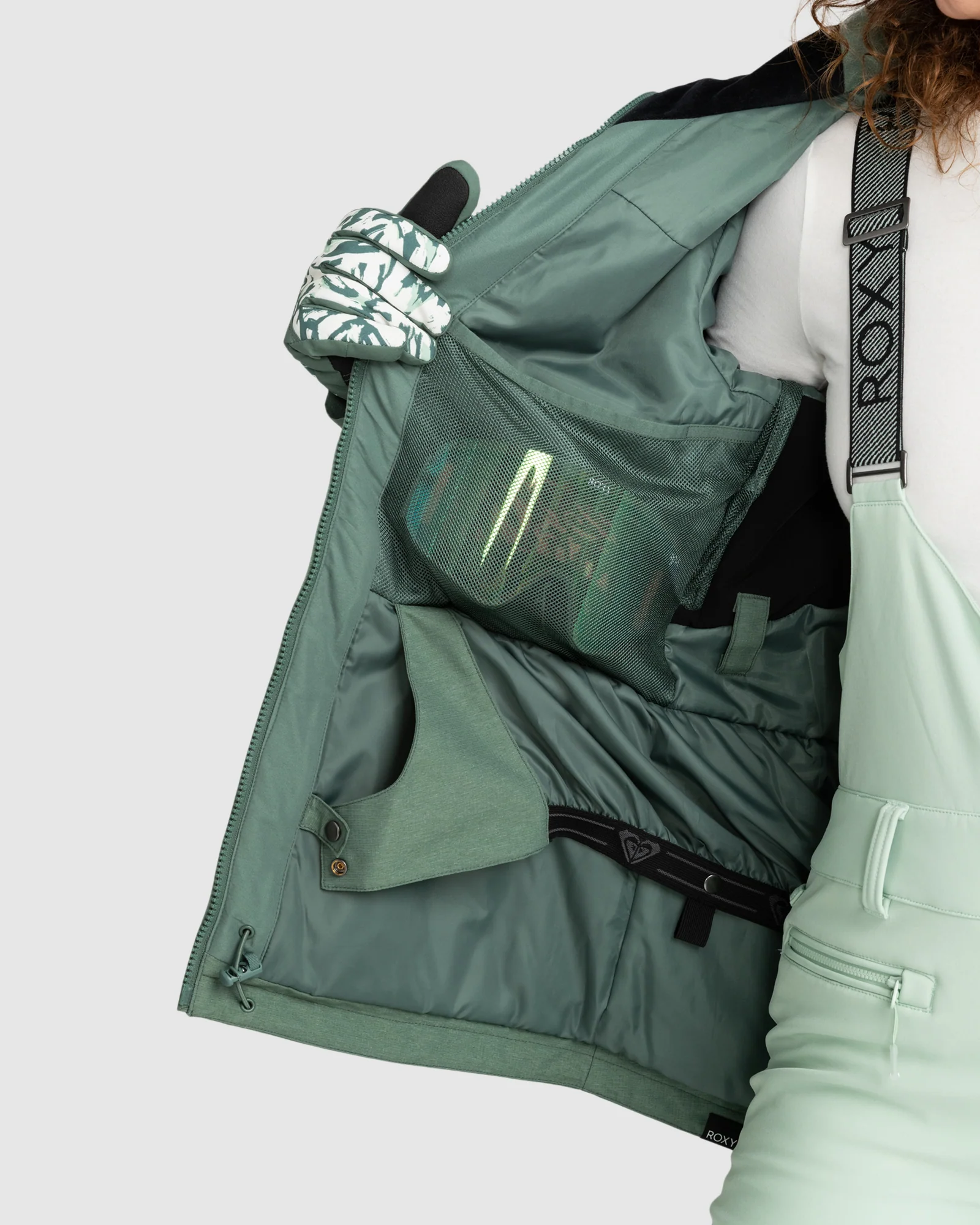 Womens Presence Parka Jk Snowboard Jacket - Image 4