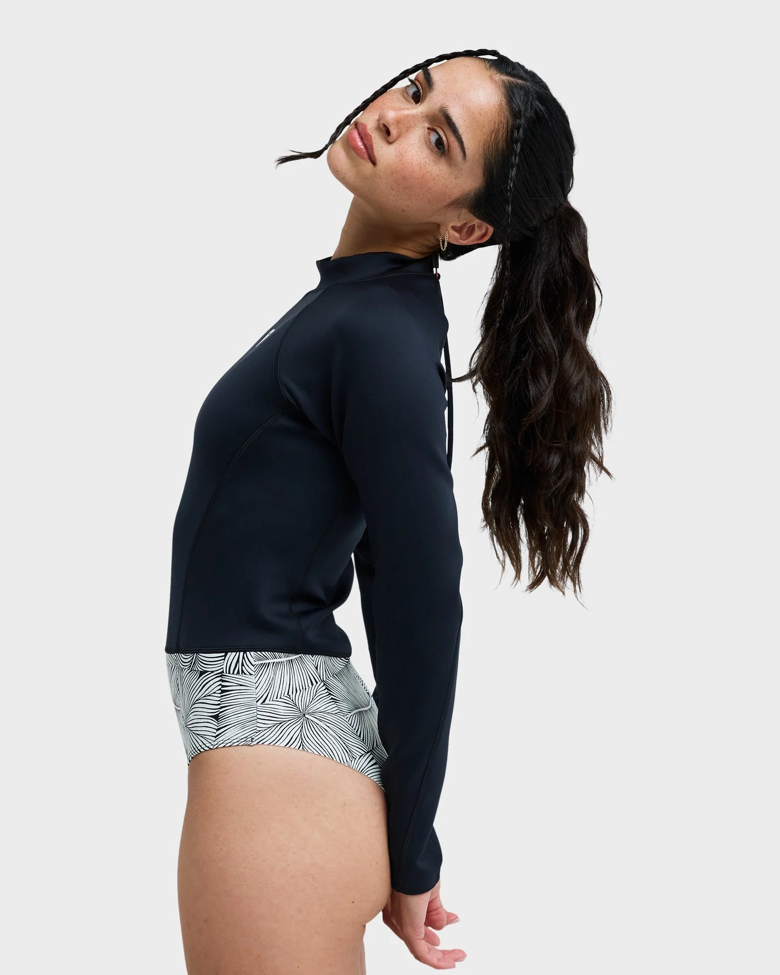 Womens Pro Surf Long Sleeve Rash Vest - Image 3