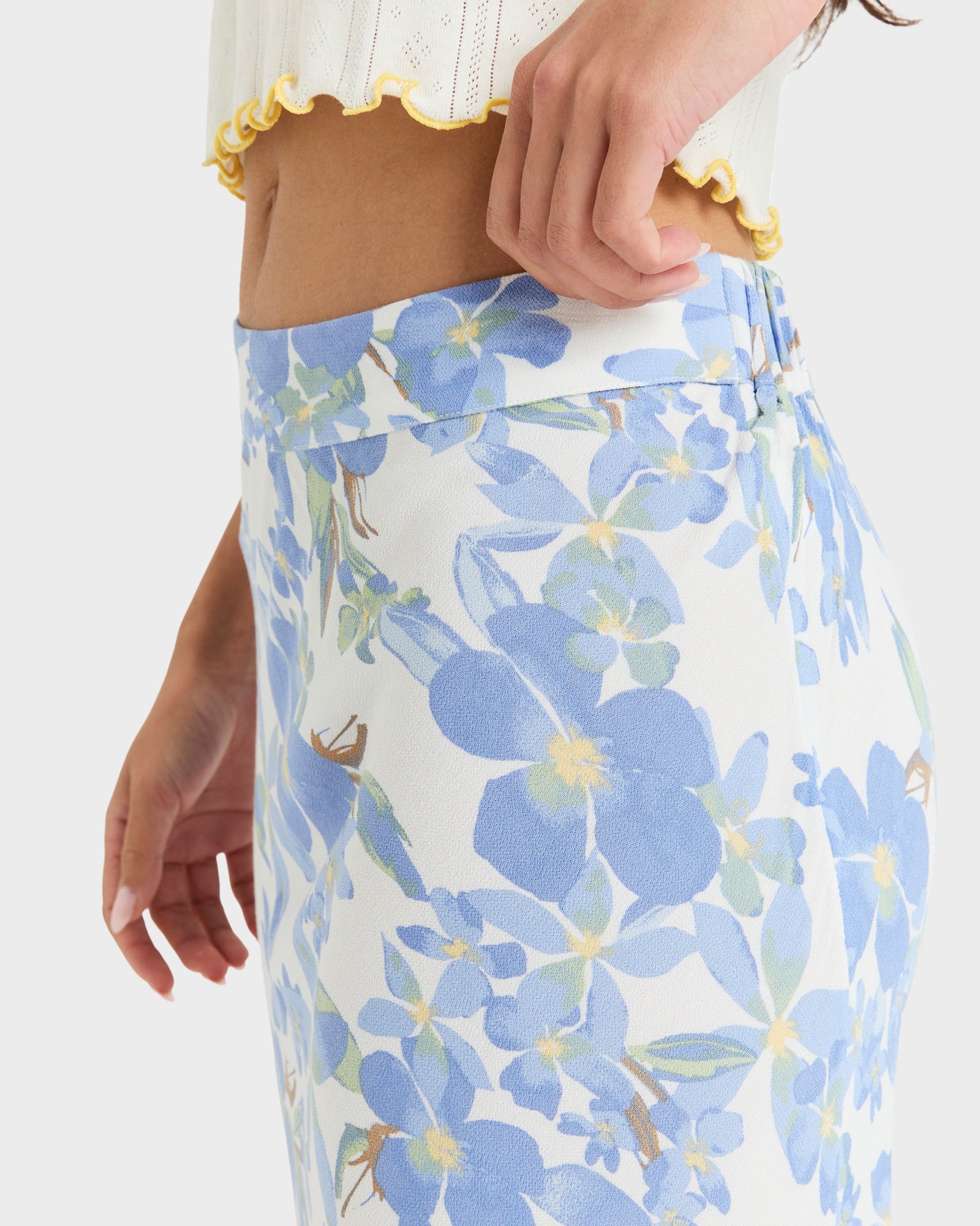 Womens Rocking Waves Skirts - Image 6