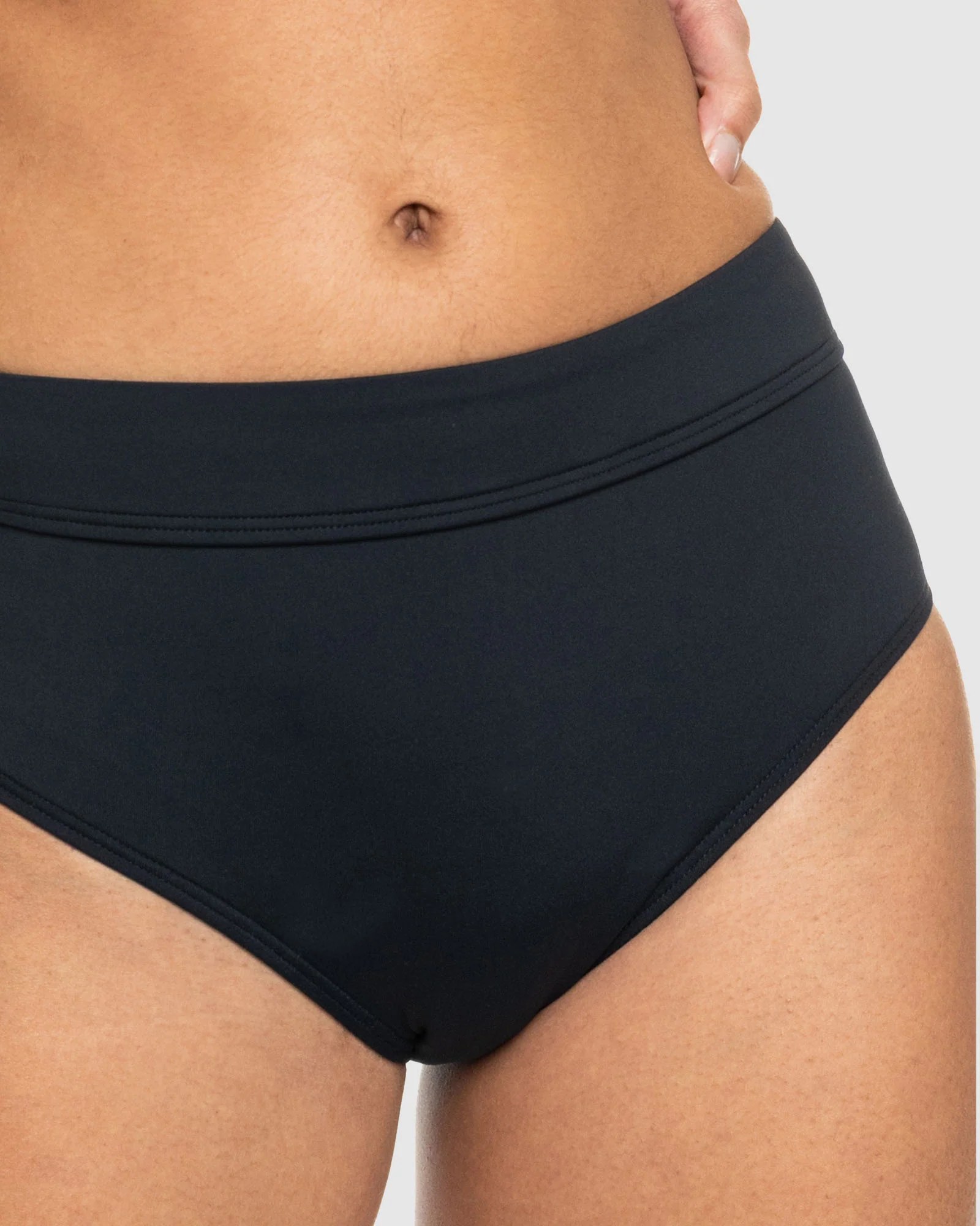 Womens SD Beach Classics Hipster Midw Bikini Bottom - Image 4