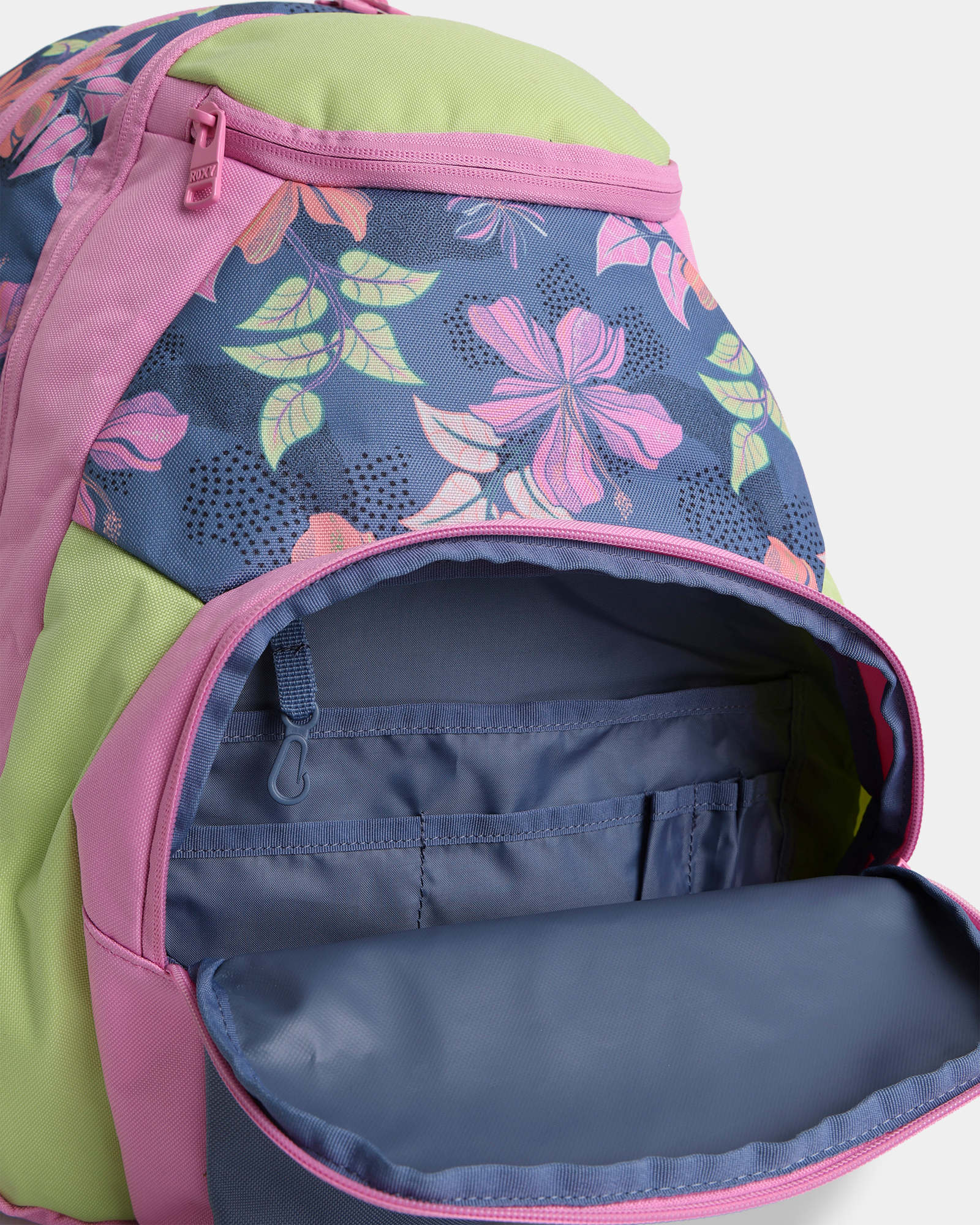 Womens Shadow Swell Medium 24L Backpack - Image 3