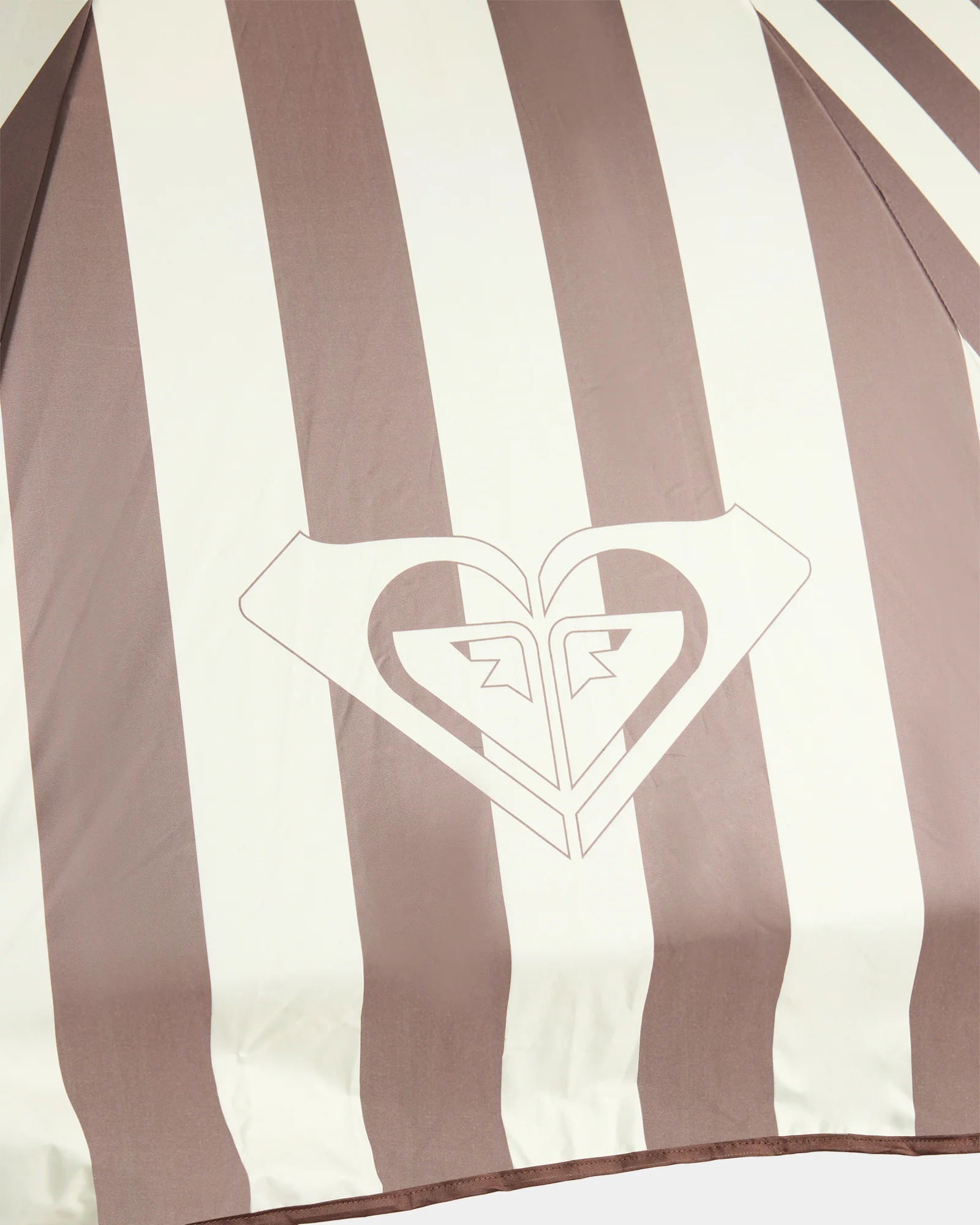 Shady Days Beach Umbrella - Image 3