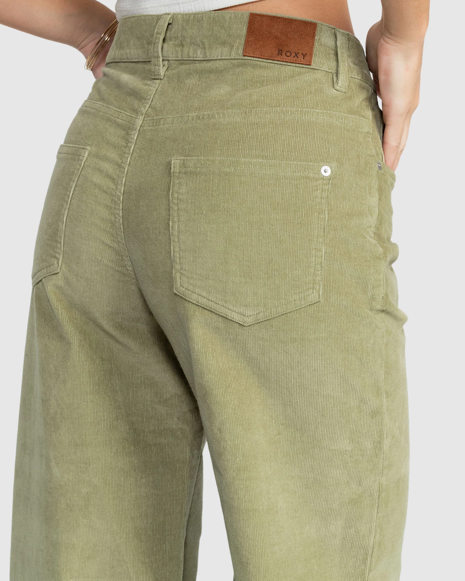 Womens Surf On Cloud Cord Stretch Pants - Image 4