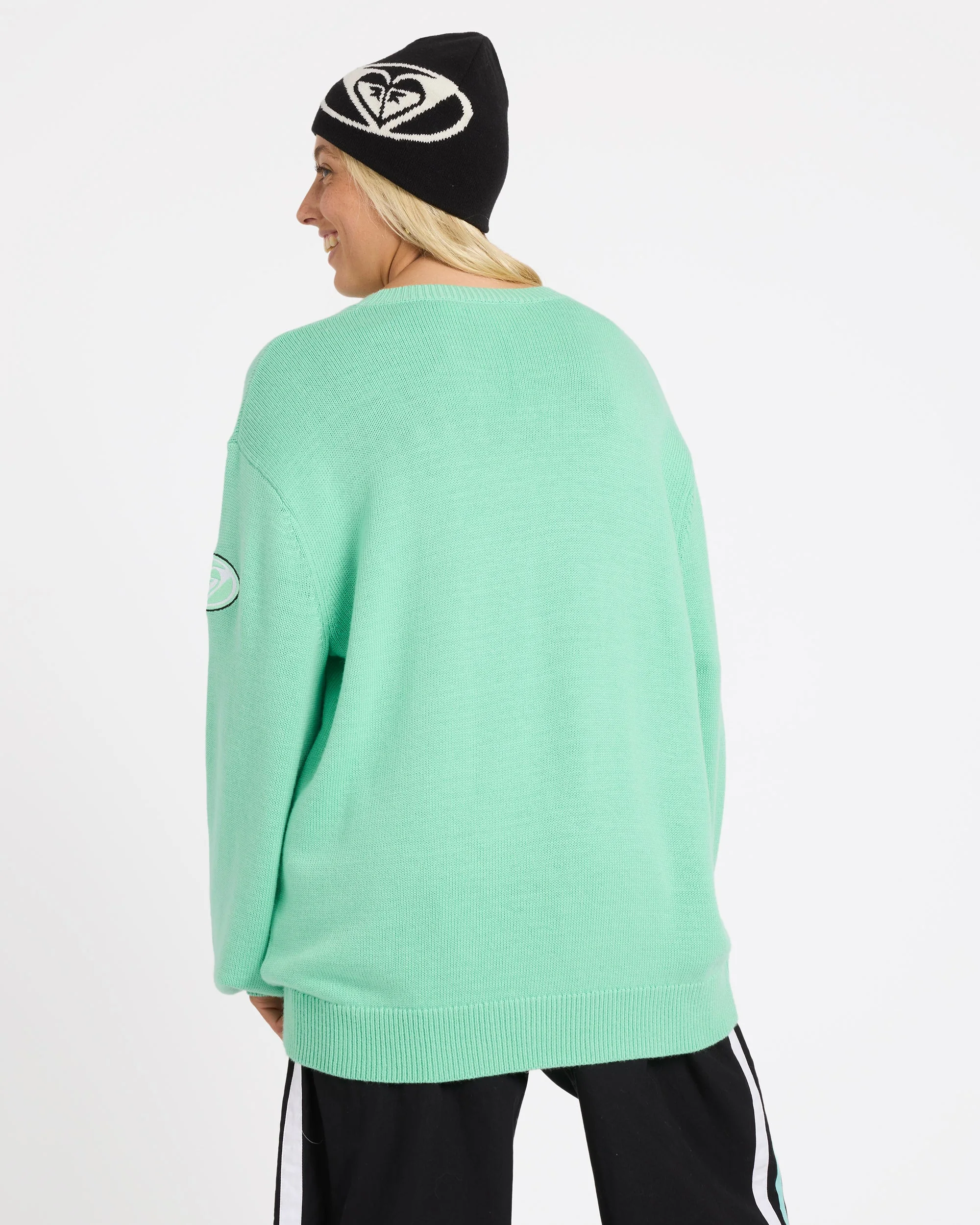 Womens Surf90 Crew Neck - Image 3