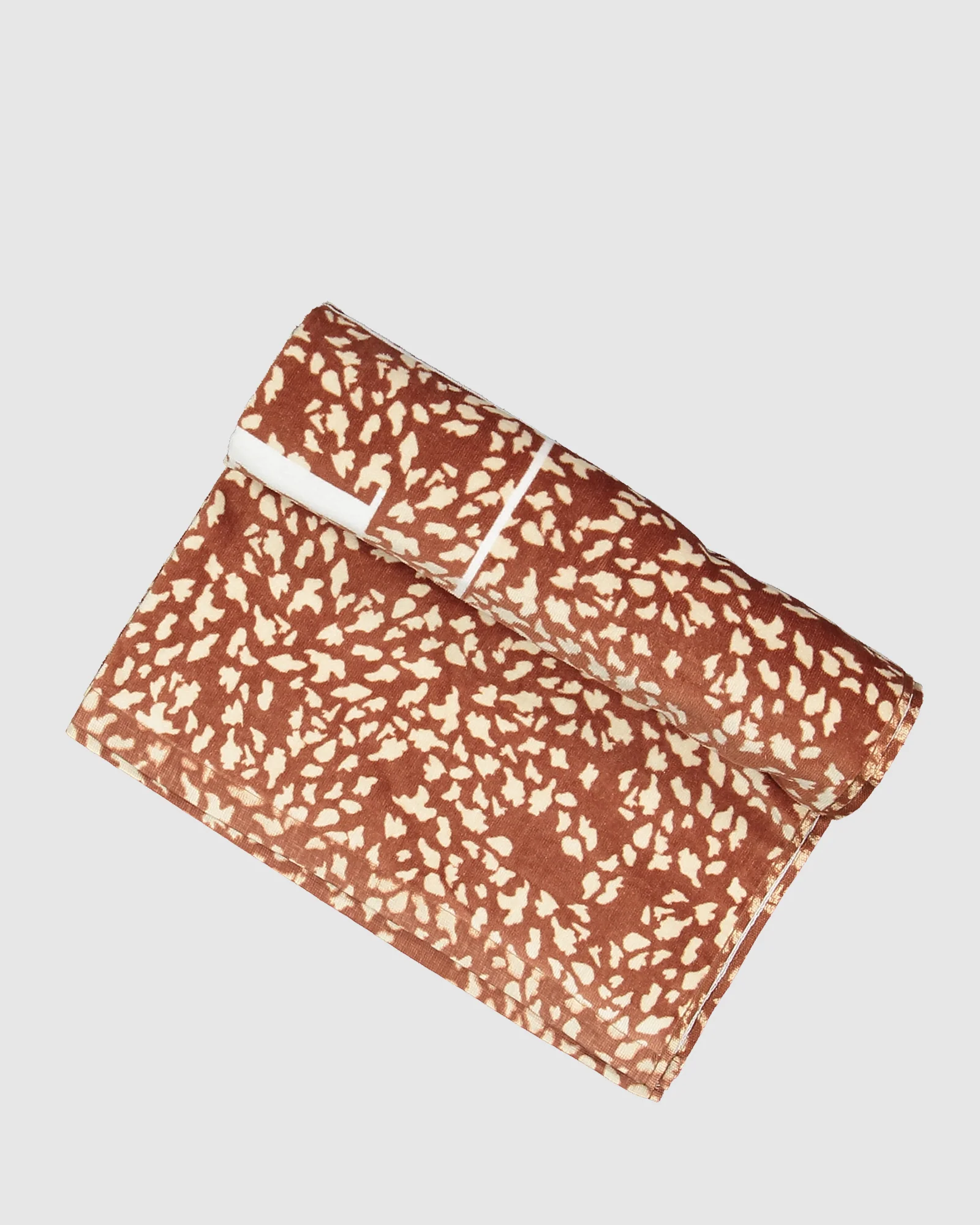 Womens Urban Landscape Towel - Image 2