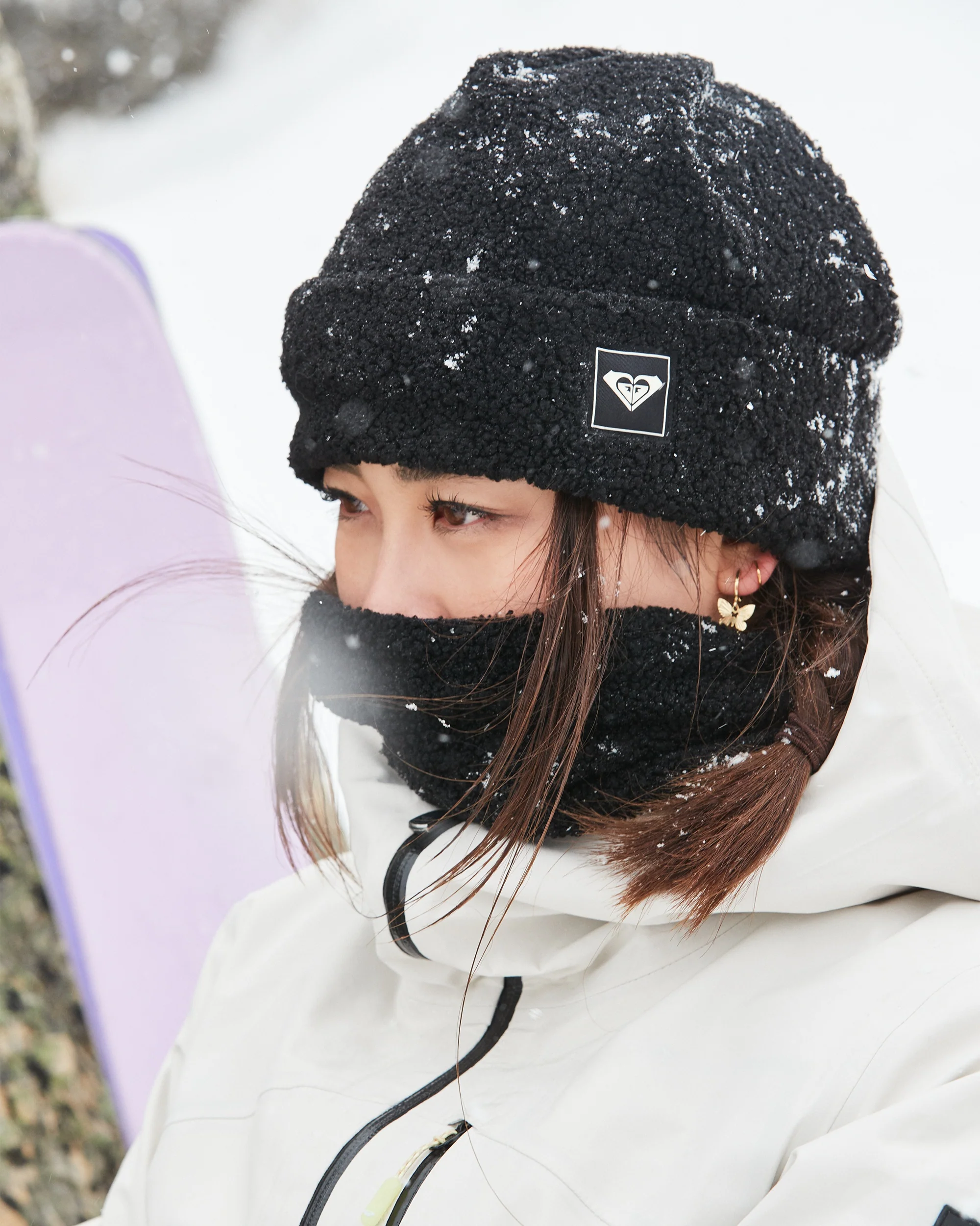 Womens Valwood Cuff Beanie - Image 5