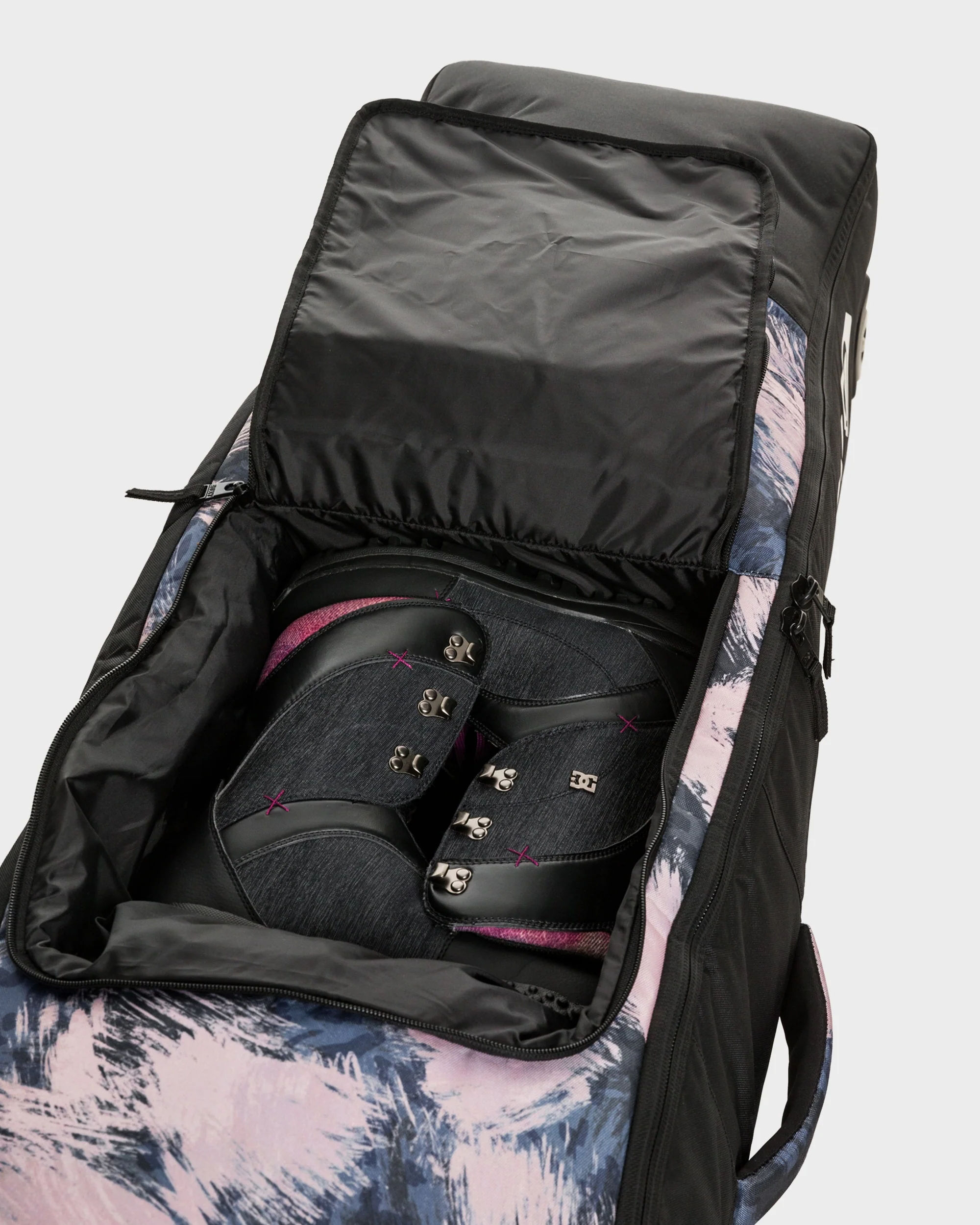 Womens Vermont Wheelie Snowboard Bag - Image 5
