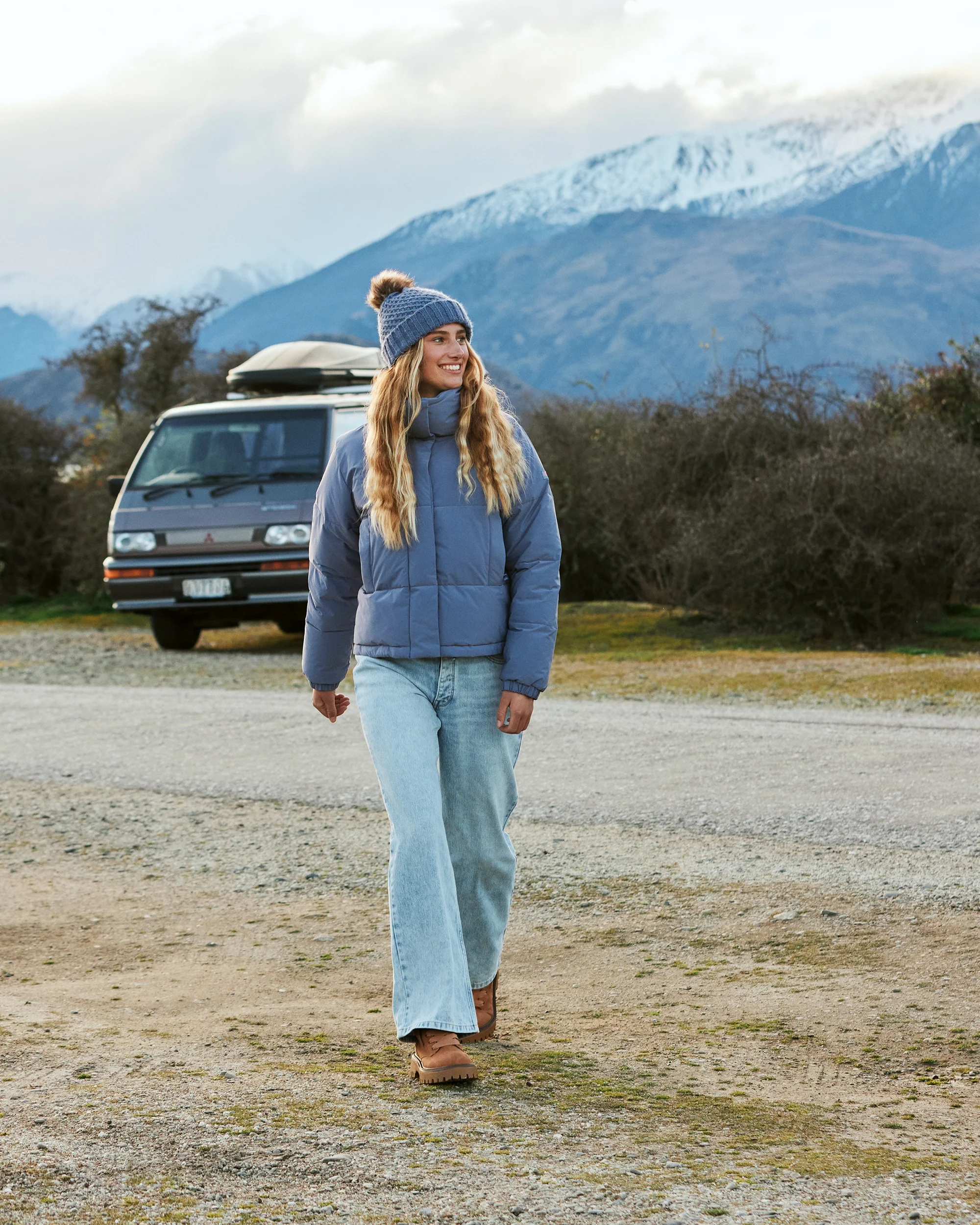 Womens Winter Rebel Insulated Jacket - Image 6